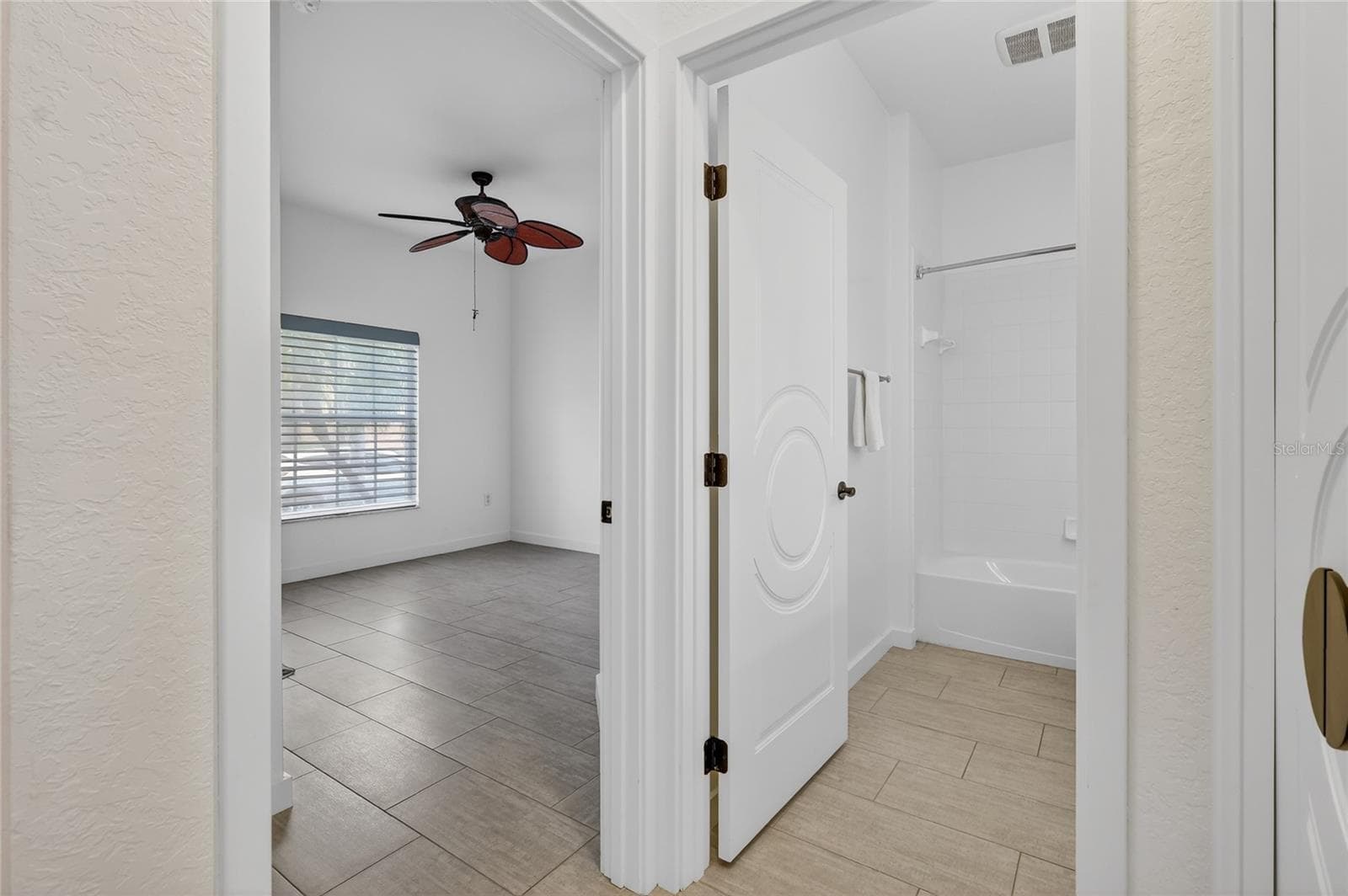 Single Family Residence at 4120 LIMERICK DR, LAKE WALES, photo 28 of 86