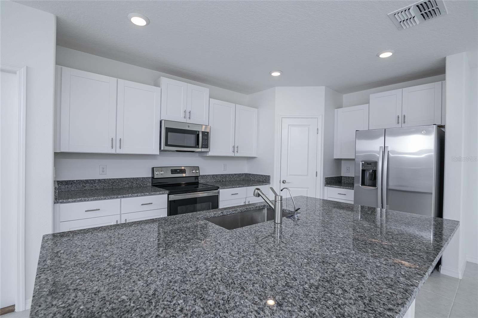 Single Family Residence at 2189 TENEROC TRL, LAKELAND, photo 12 of 37
