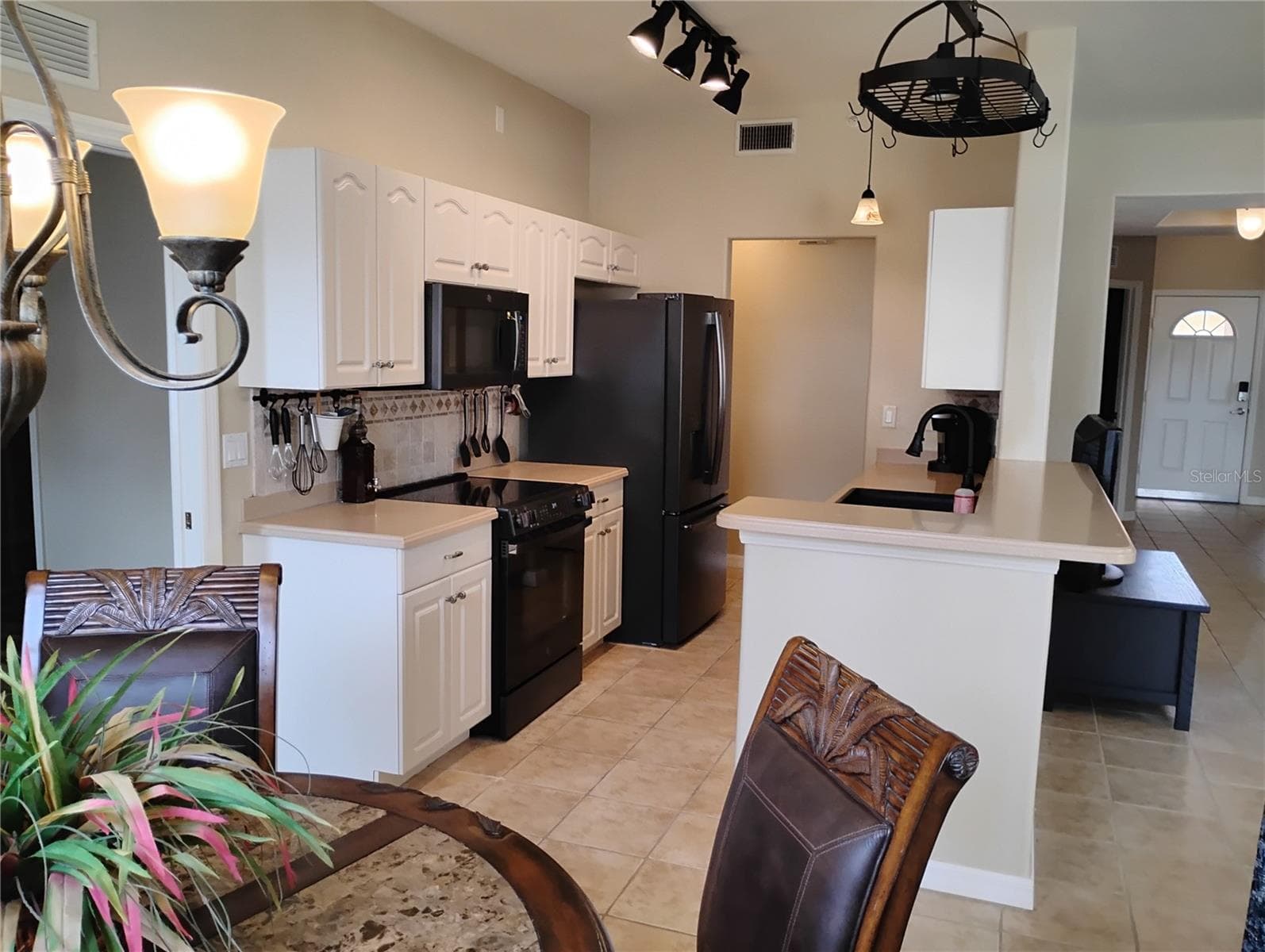 kitchen - 1761 AUBURN LAKES DR #11, VENICE
