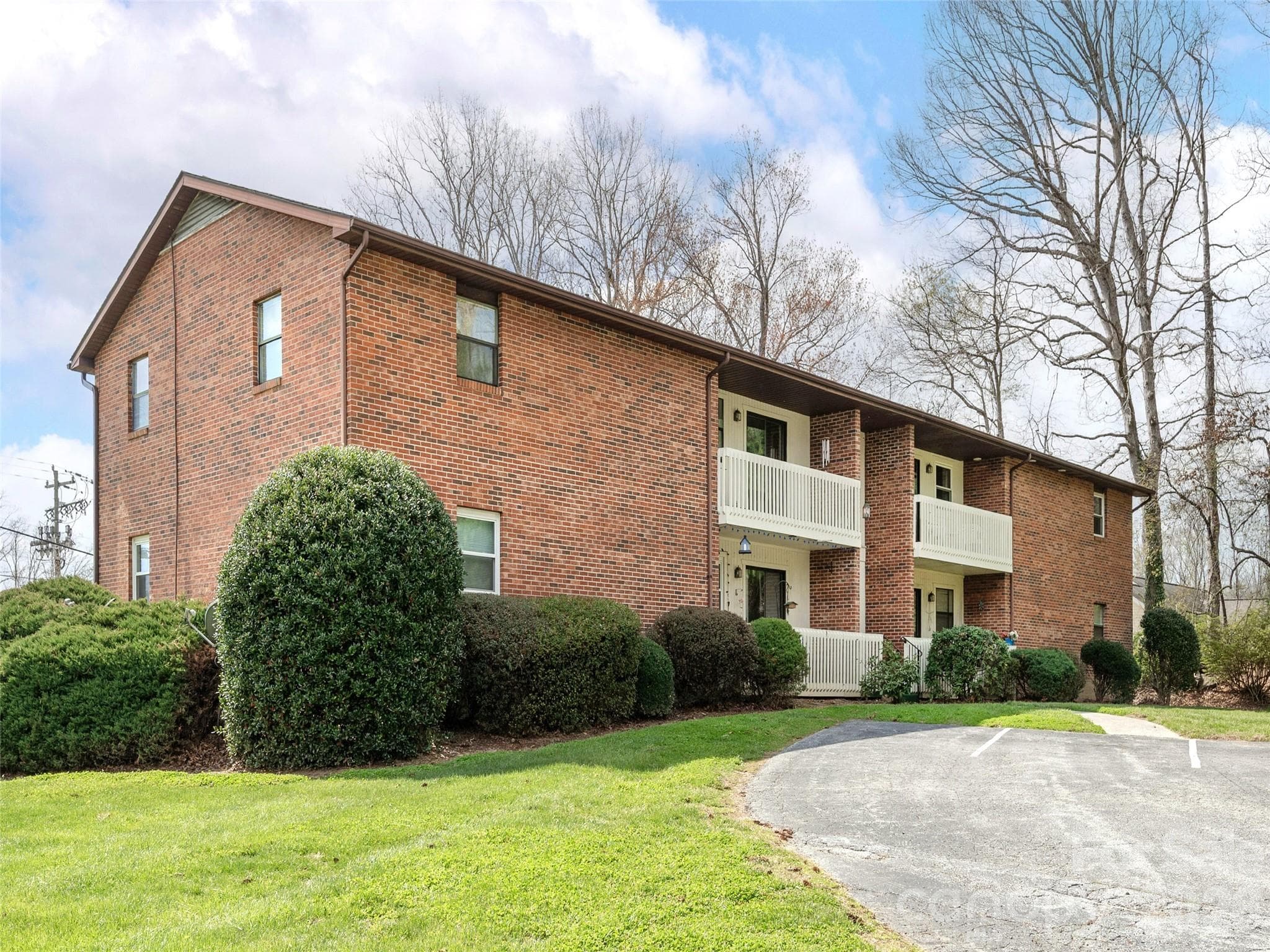 Front View - Hendersonville