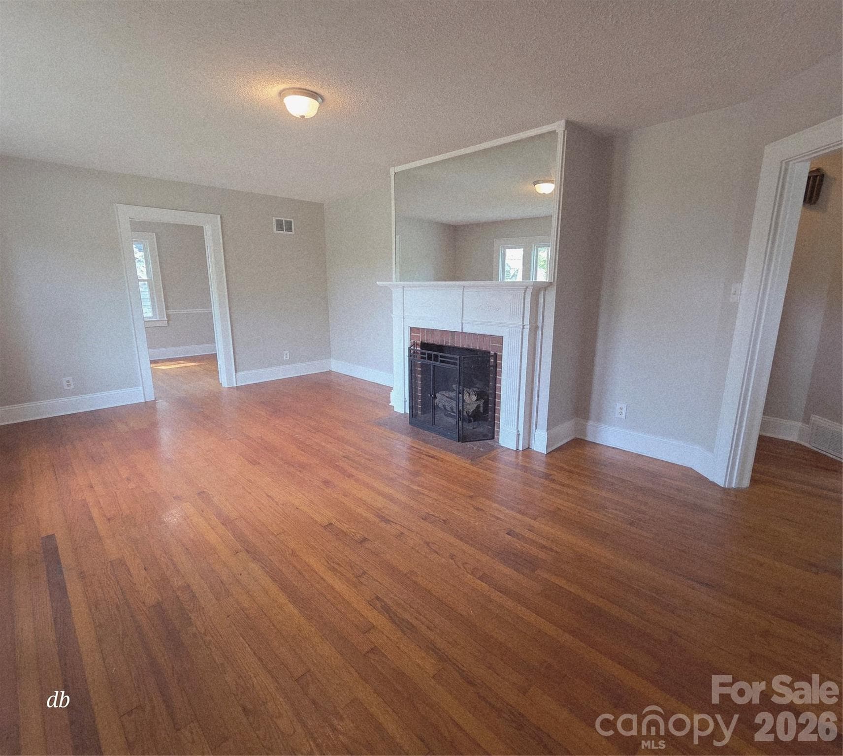 Living - 109 Brookhill Road, Shelby