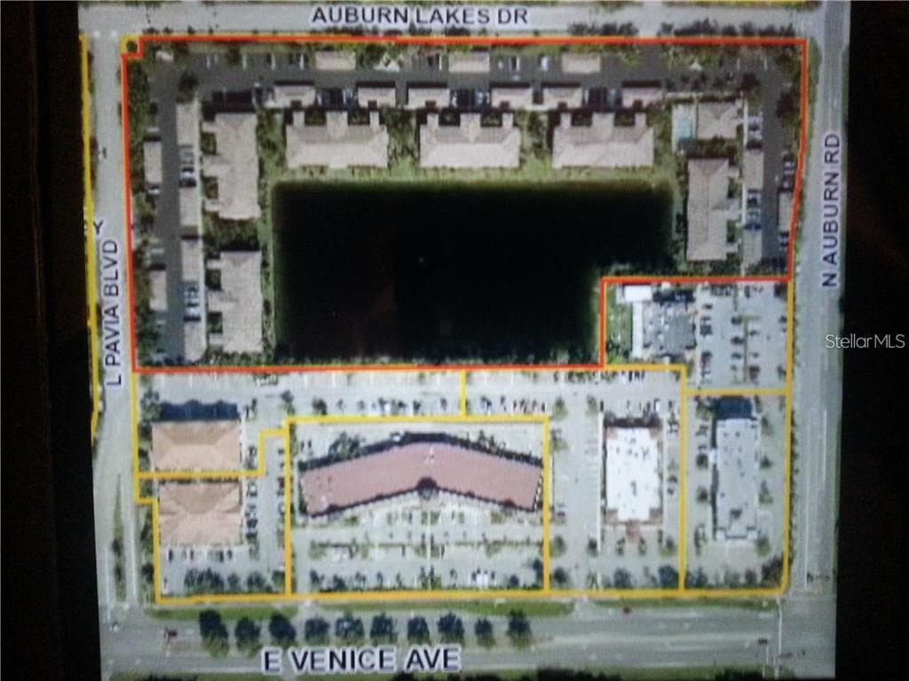 overview of community - 1761 AUBURN LAKES DR #11, VENICE