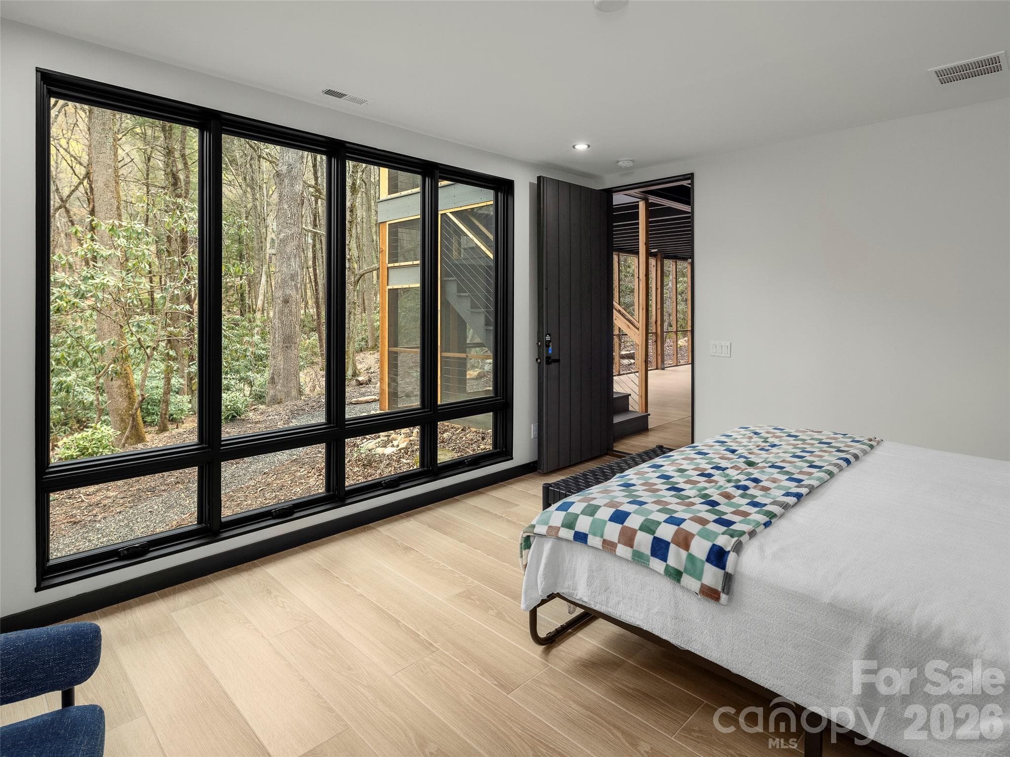 Secondary Suite - 80 Hemlock Circle, Black Mountain