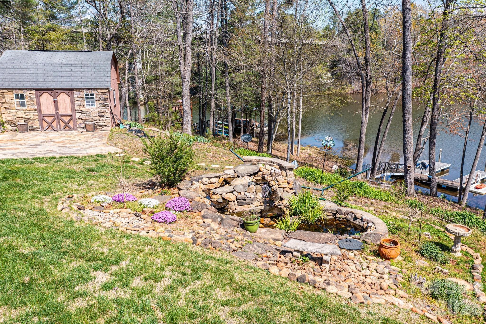 Single Family Residence at 4726 Crystal Falls Avenue, Hickory, photo 43 of 45