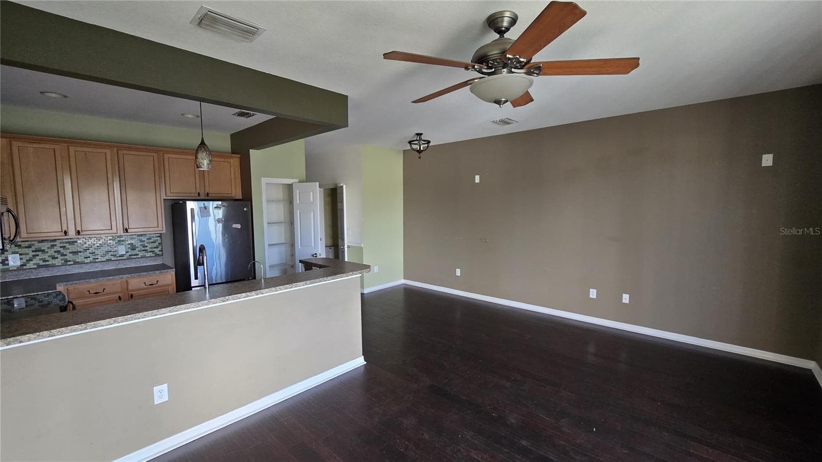Townhouse at 1507 TALISKER DR, CLEARWATER, photo 23 of 45