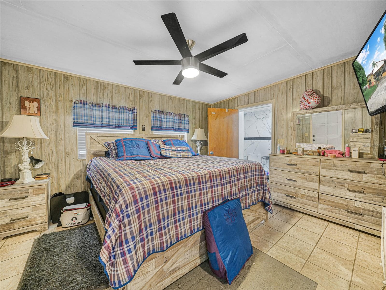 Single Family Residence at 129 W NORTHSIDE DR, LAKE WALES, photo 21 of 35