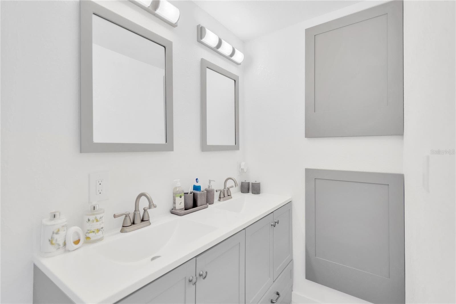 Dual sink vanity / sleek, modern elegance - 13724 COX AVE, HUDSON