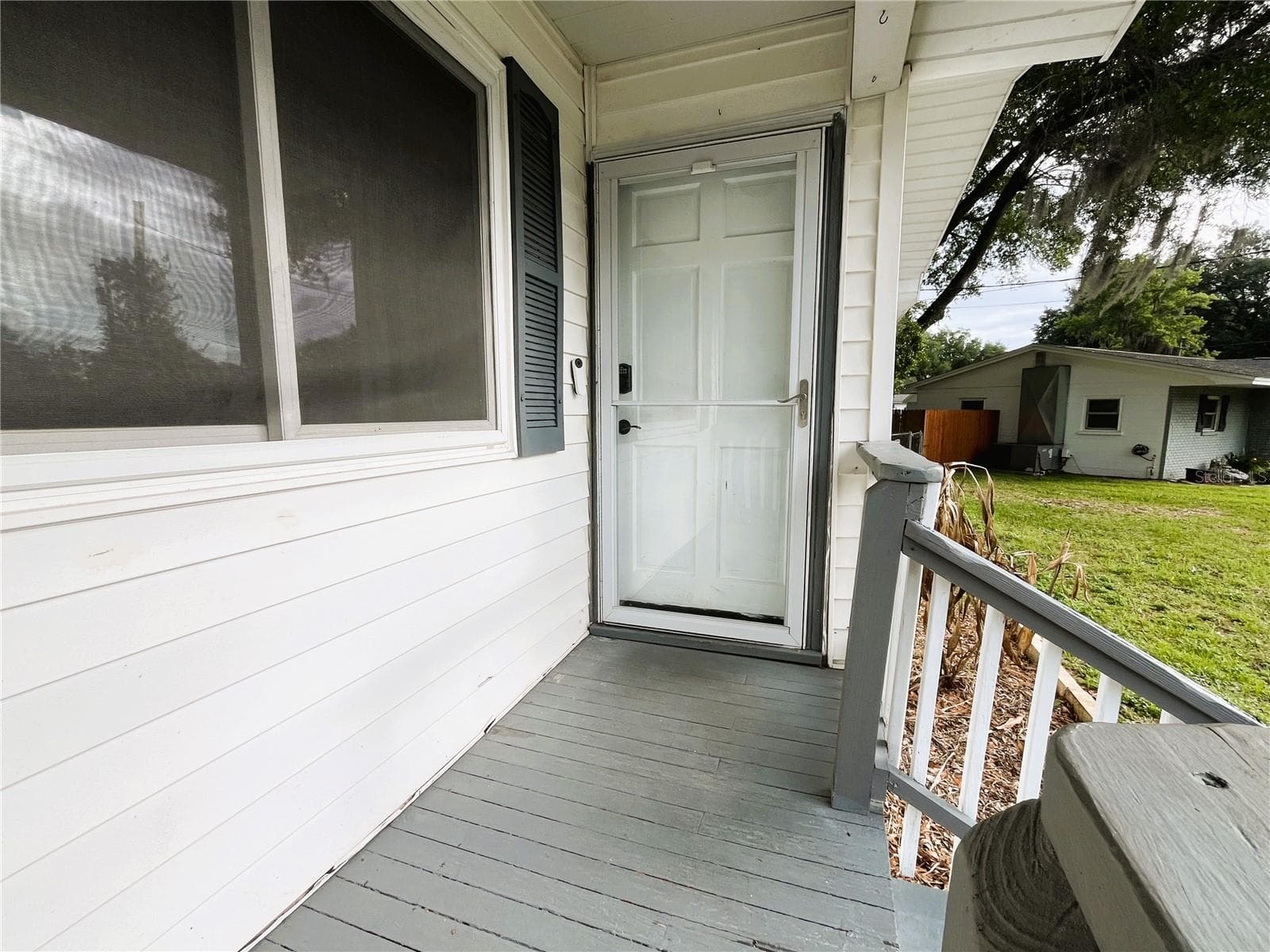 Single Family Residence at 121 MARIS CT, LAKELAND, photo 4 of 33