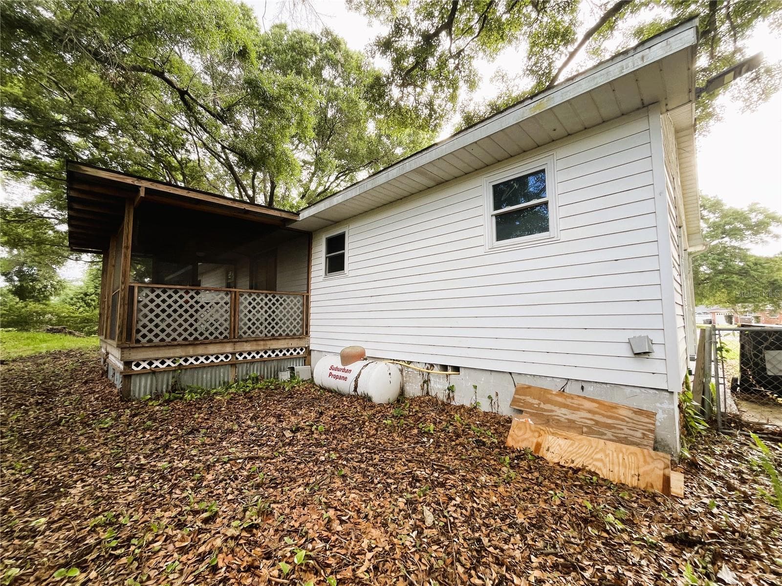 Single Family Residence at 121 MARIS CT, LAKELAND, photo 20 of 33