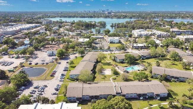 Condominium at 1695 LEE RD #D211, WINTER PARK, photo 23 of 28
