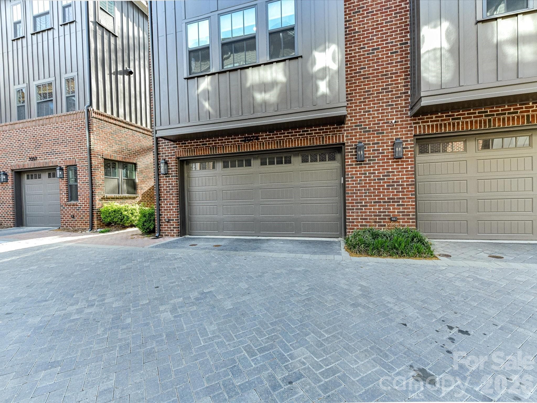 SIDE by SIDE 2 car garage - rear entry - Charlotte