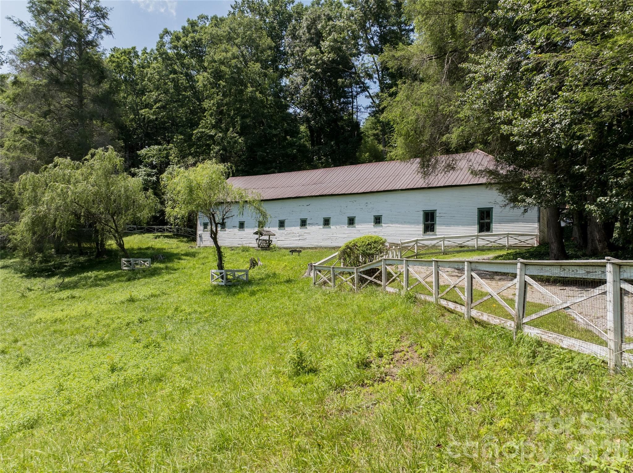 Single Family Residence at Hendersonville, photo 15 of 16