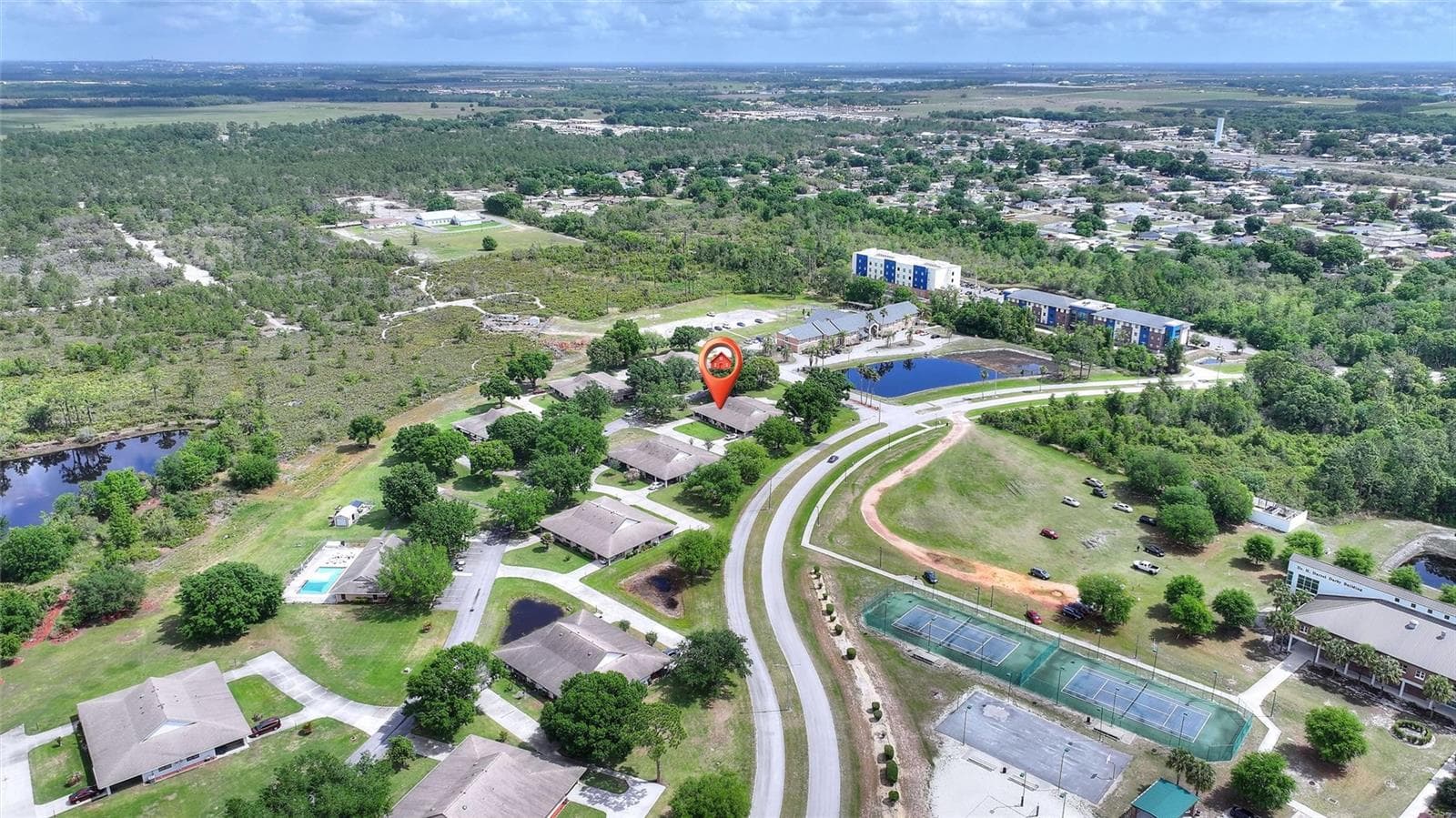 Condominium at 302 GENESIS POINTE DR, LAKE WALES, photo 39 of 46