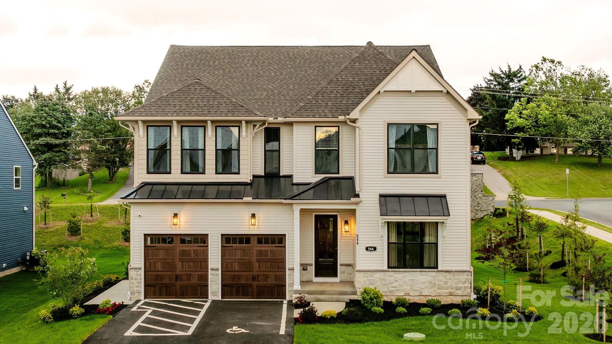 Available to build - 1079 Edgewater Drive, Norwood