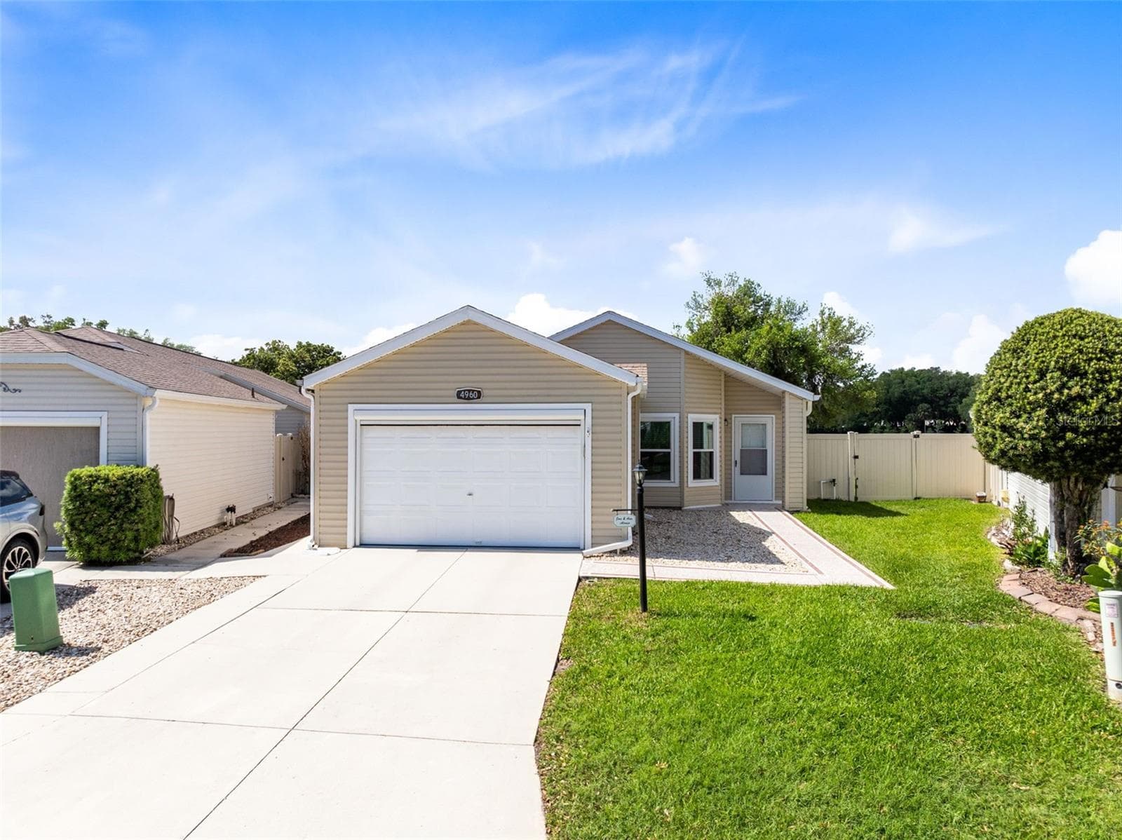 Single Family Residence at 4960 HERON RUN CIR, LEESBURG, photo 24 of 46