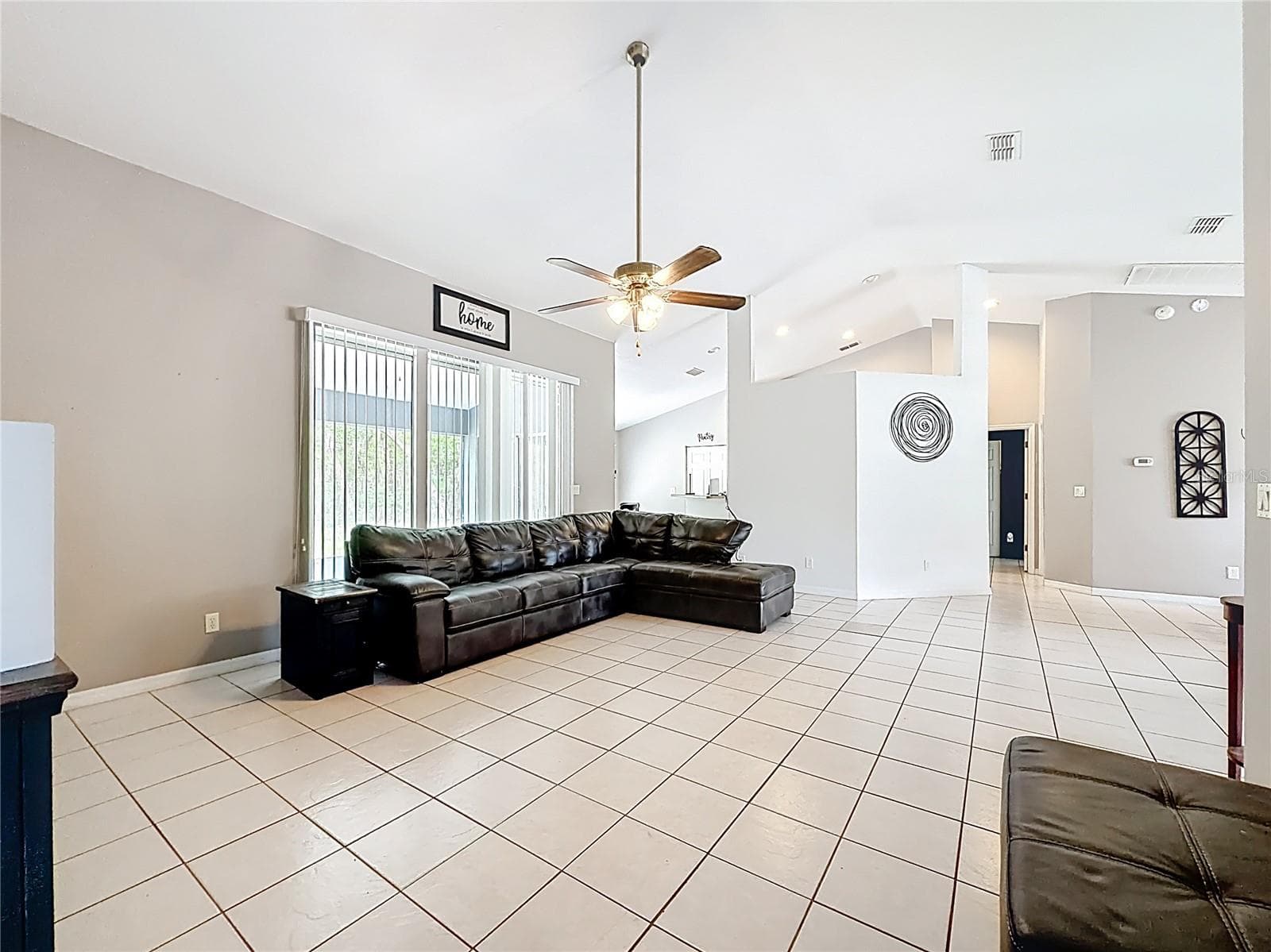Living Room - 4319 NW 4TH CIR, OCALA