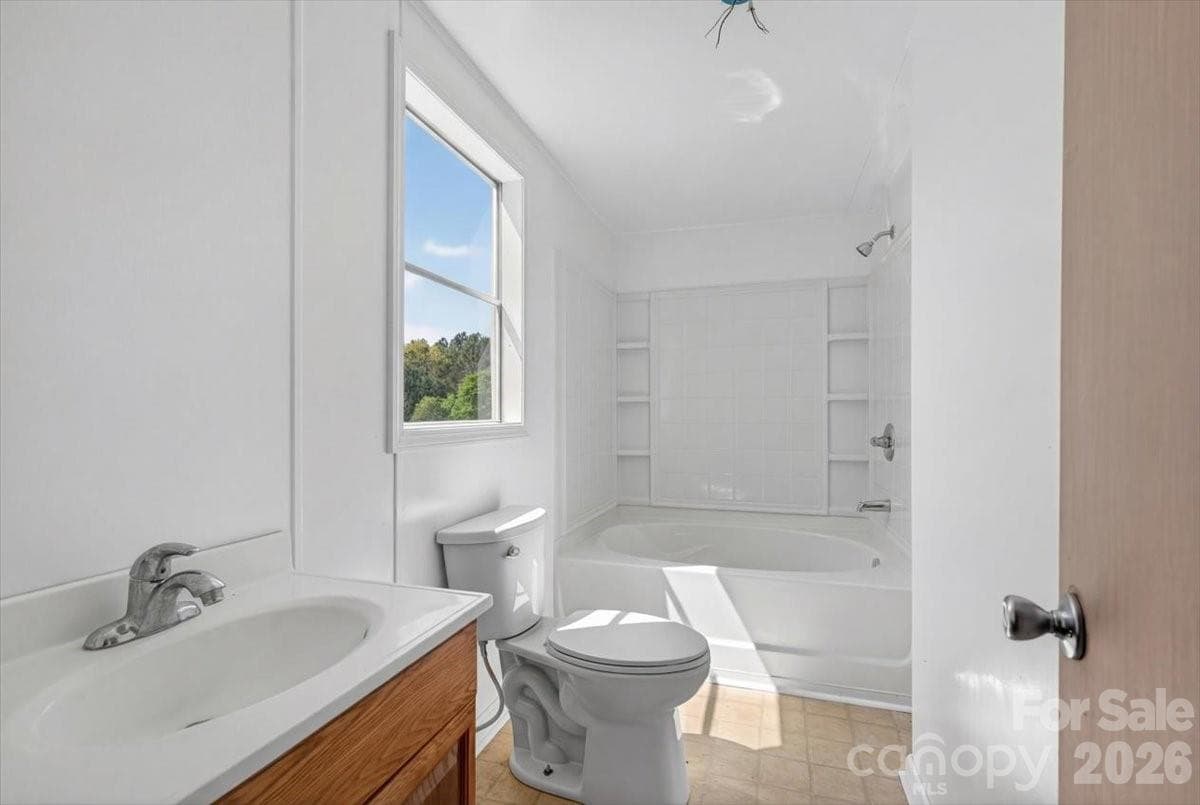 Single Family Residence at 2976 / 2980 Propst Road, Clover, photo 26 of 40