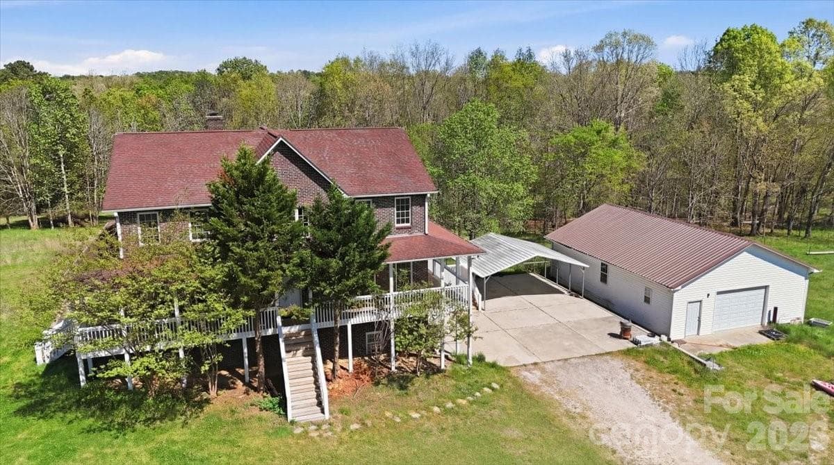 Single Family Residence at 2976 / 2980 Propst Road, Clover, photo 32 of 40