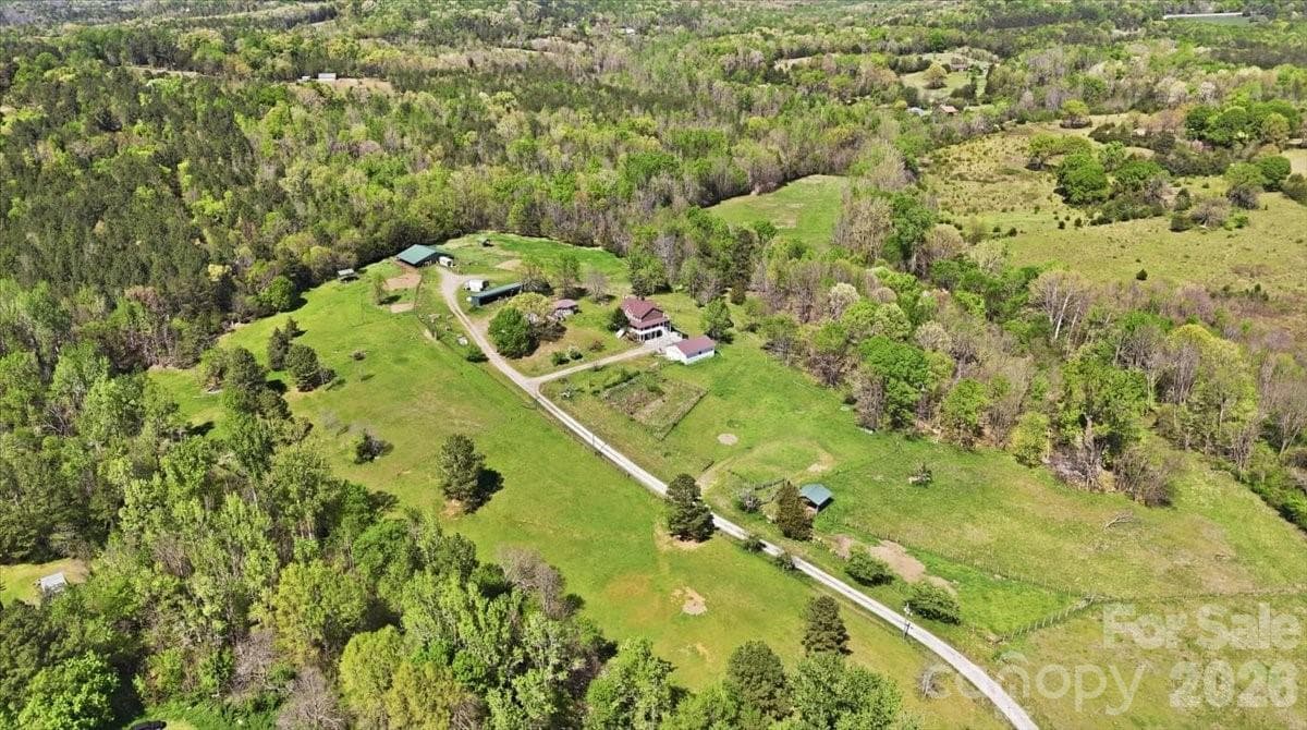 Single Family Residence at 2976 / 2980 Propst Road, Clover, photo 34 of 40