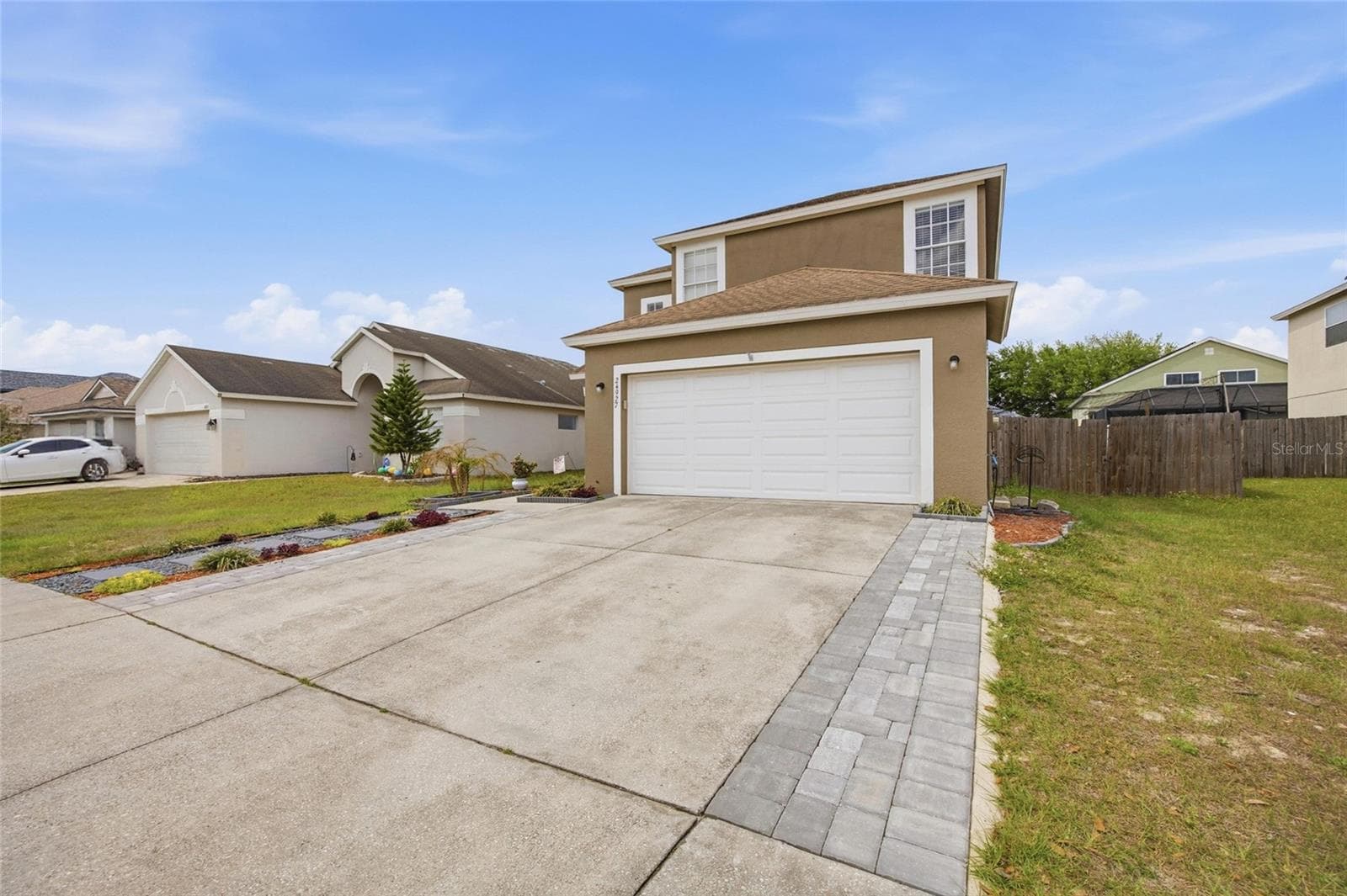 Single Family Residence at 24927 PORTOFINO DR, LUTZ, photo 3 of 42
