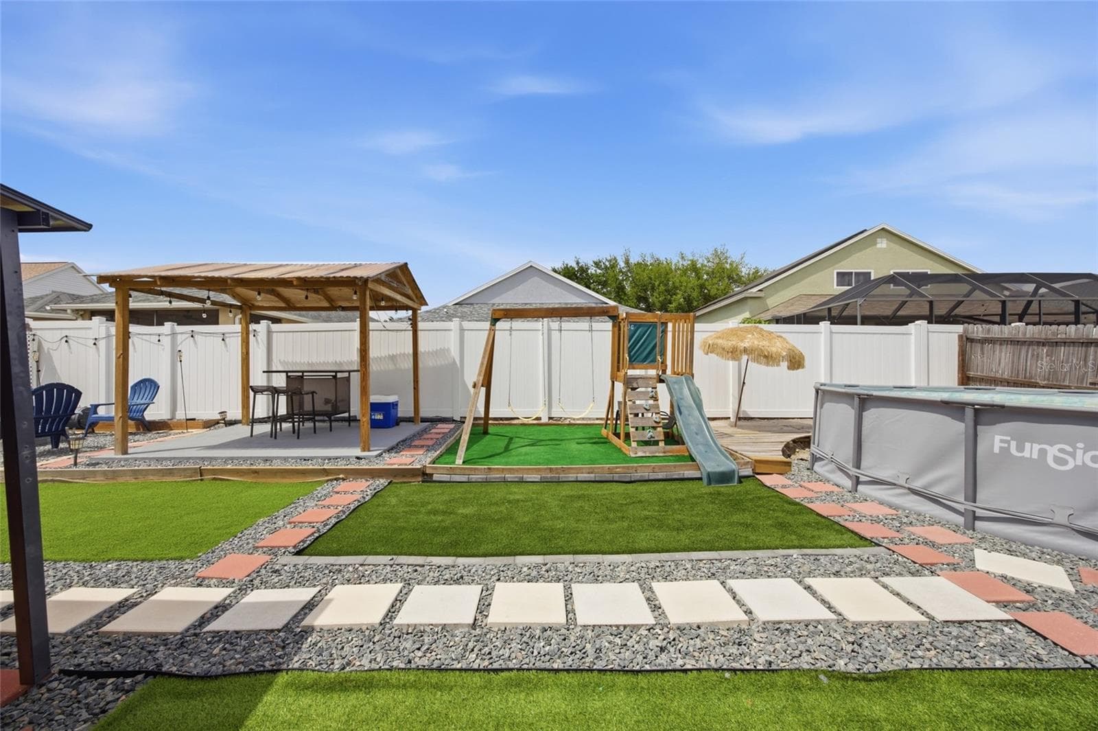 Single Family Residence at 24927 PORTOFINO DR, LUTZ, photo 40 of 42