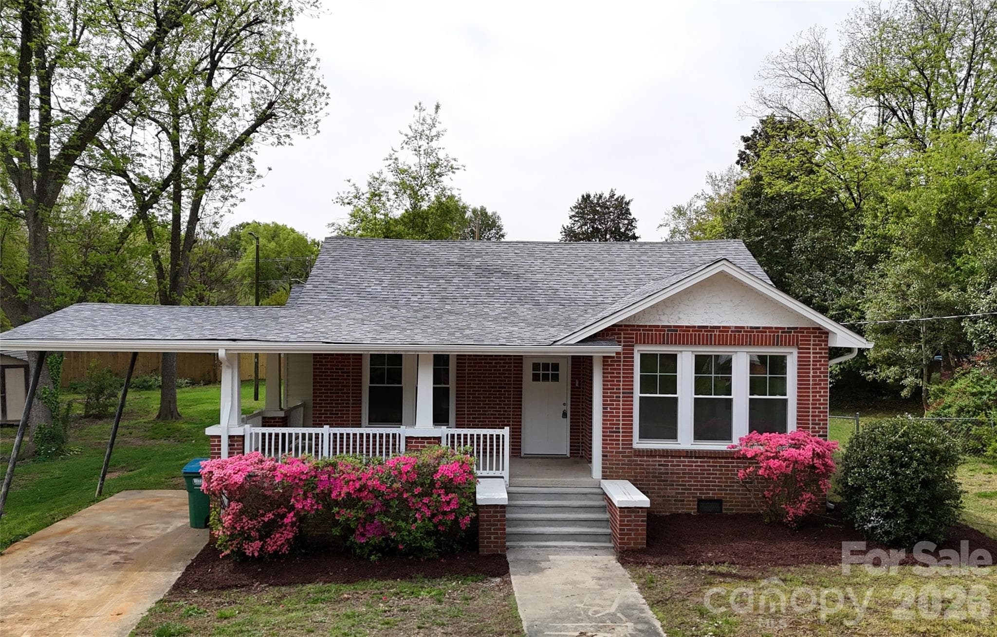 Single Family Residence at 307 W Washington Avenue, Bessemer City, photo 6 of 18