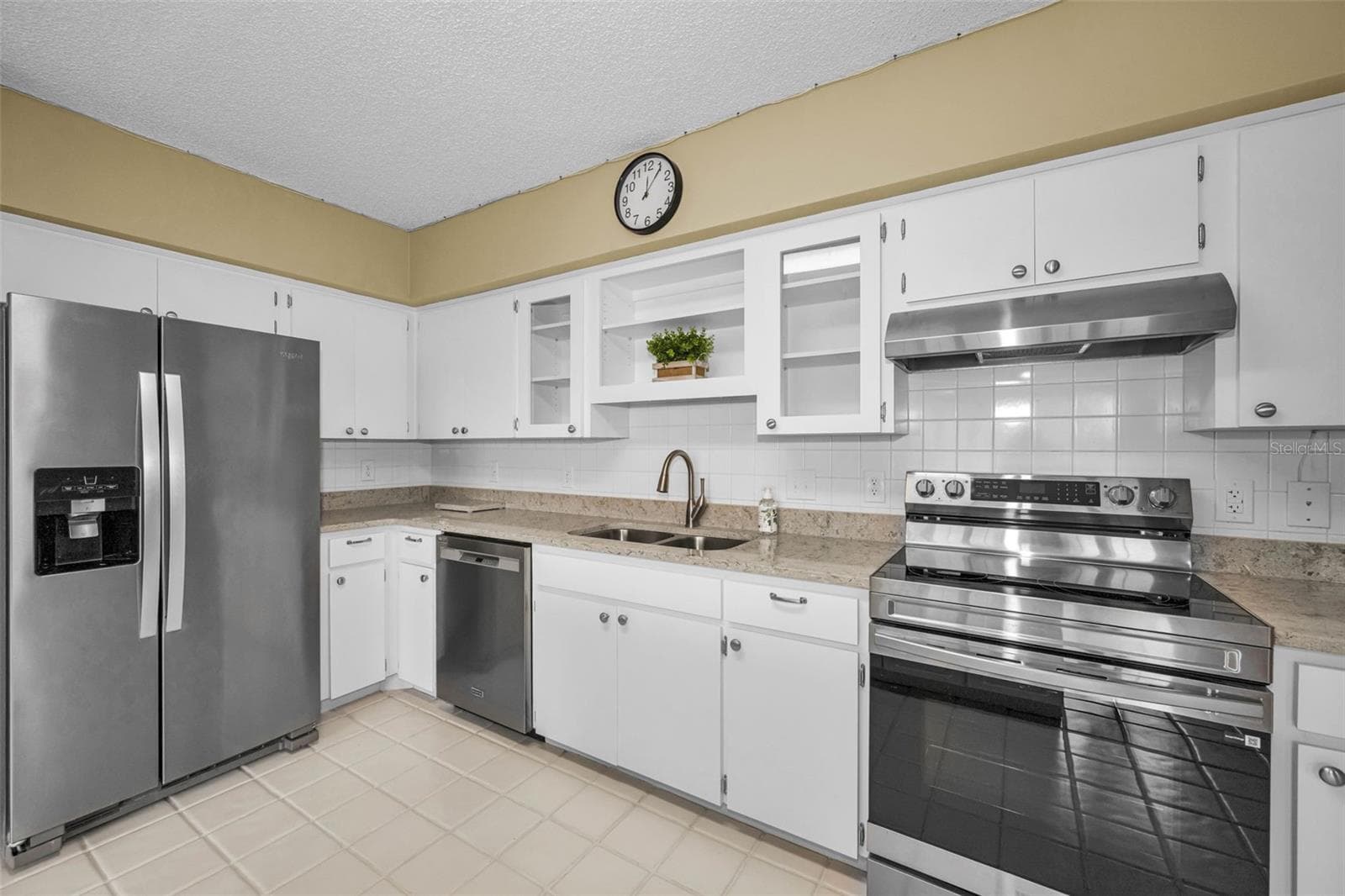 Condominium at 2223 PHILIPPINE DR #35, CLEARWATER, photo 22 of 78