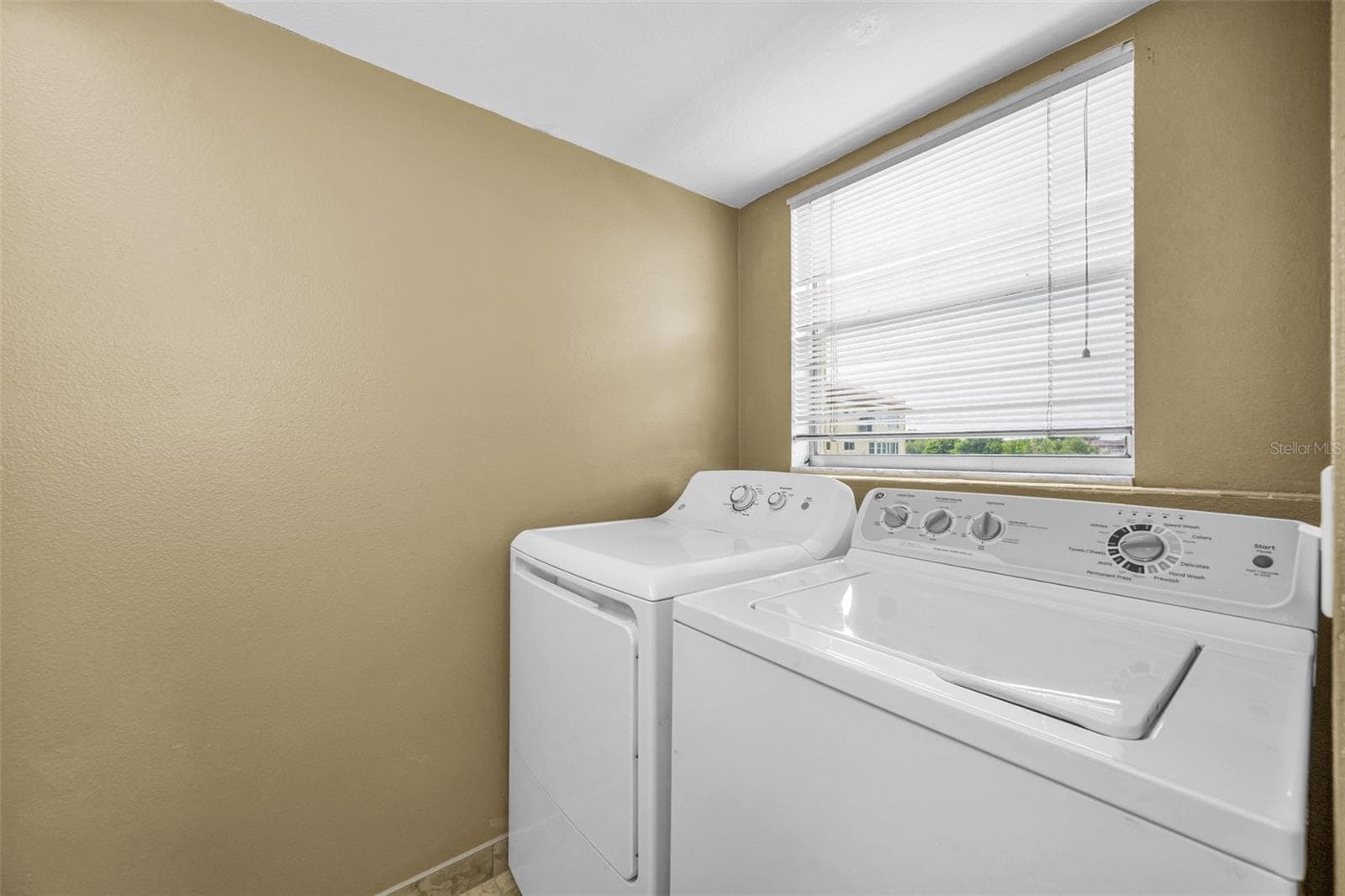 Condominium at 2223 PHILIPPINE DR #35, CLEARWATER, photo 39 of 78