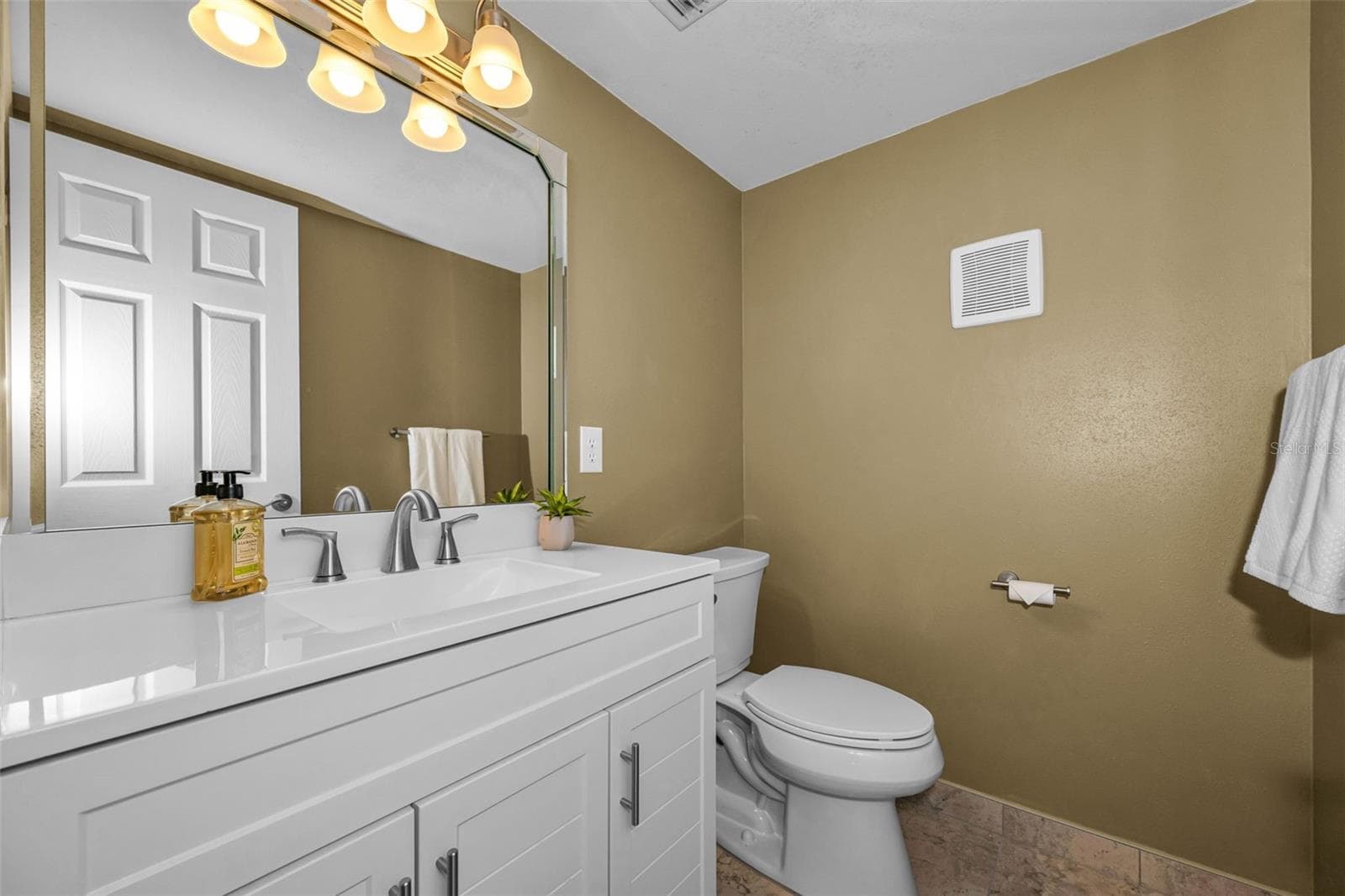 Condominium at 2223 PHILIPPINE DR #35, CLEARWATER, photo 13 of 78