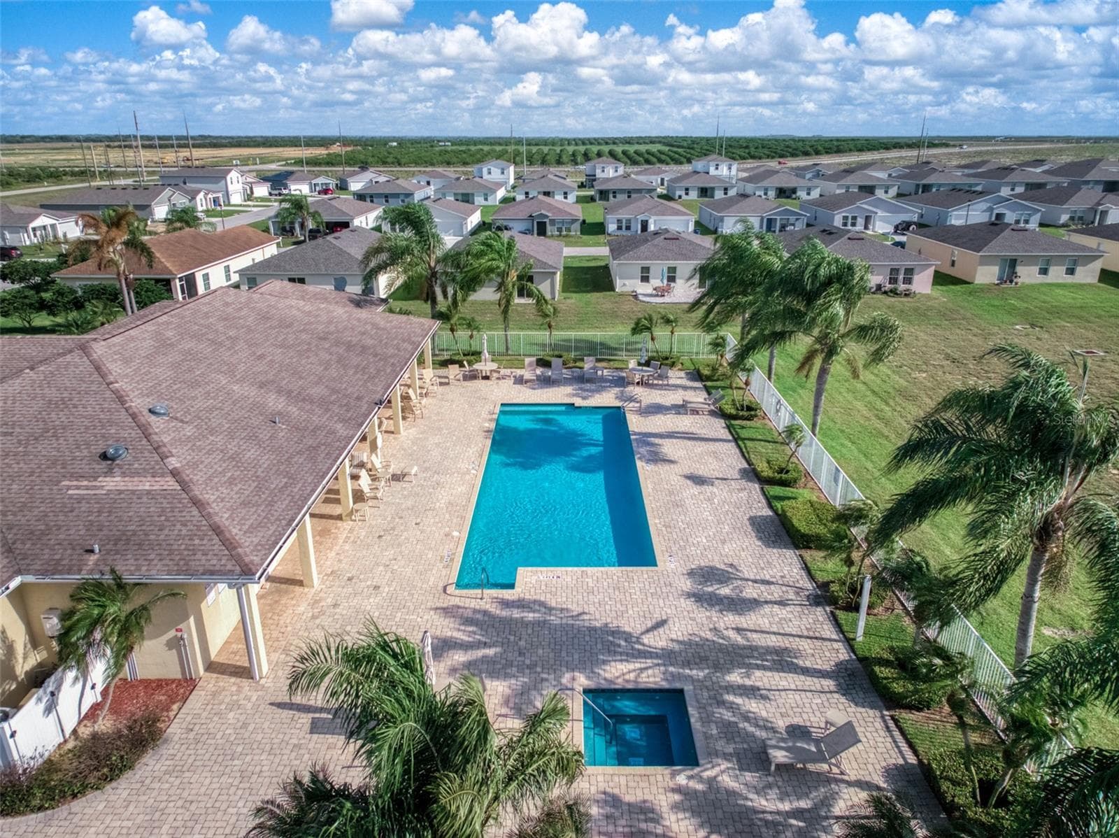 Single Family Residence at 1456 STONE RIDGE CIR, SEBRING, photo 35 of 39