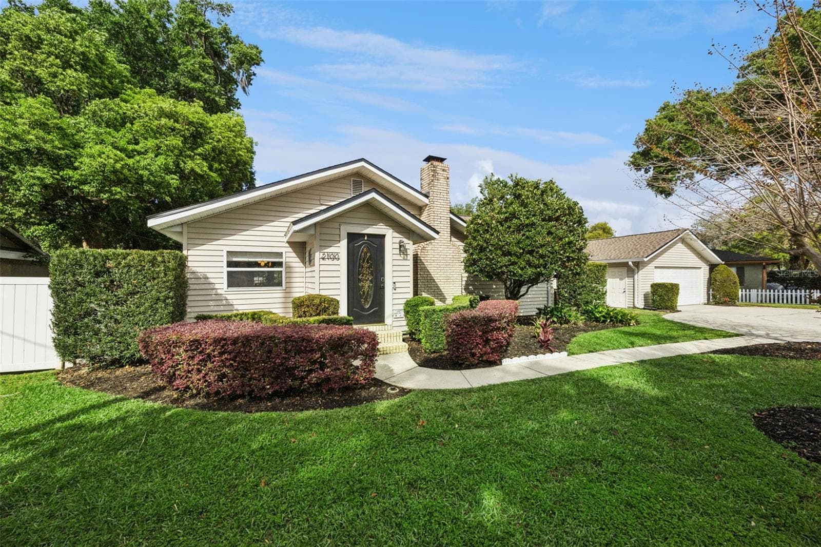 Single Family Residence at 2100 MAE ST, ORLANDO, photo 6 of 56