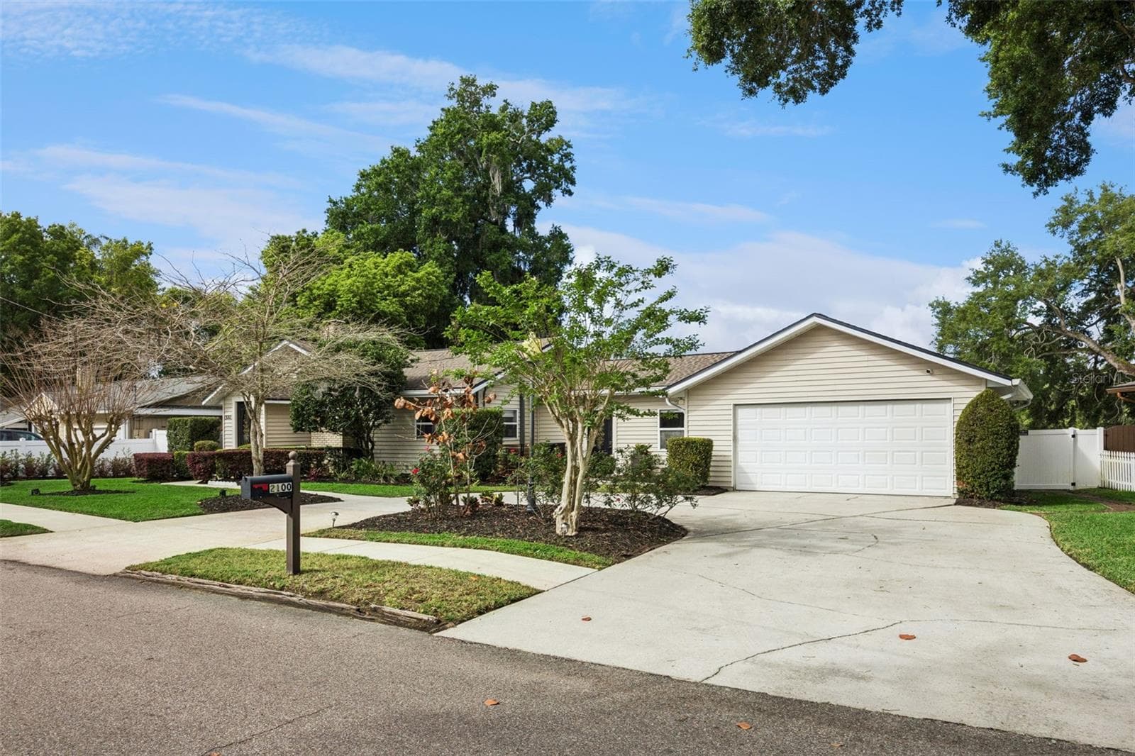 Single Family Residence at 2100 MAE ST, ORLANDO, photo 14 of 56