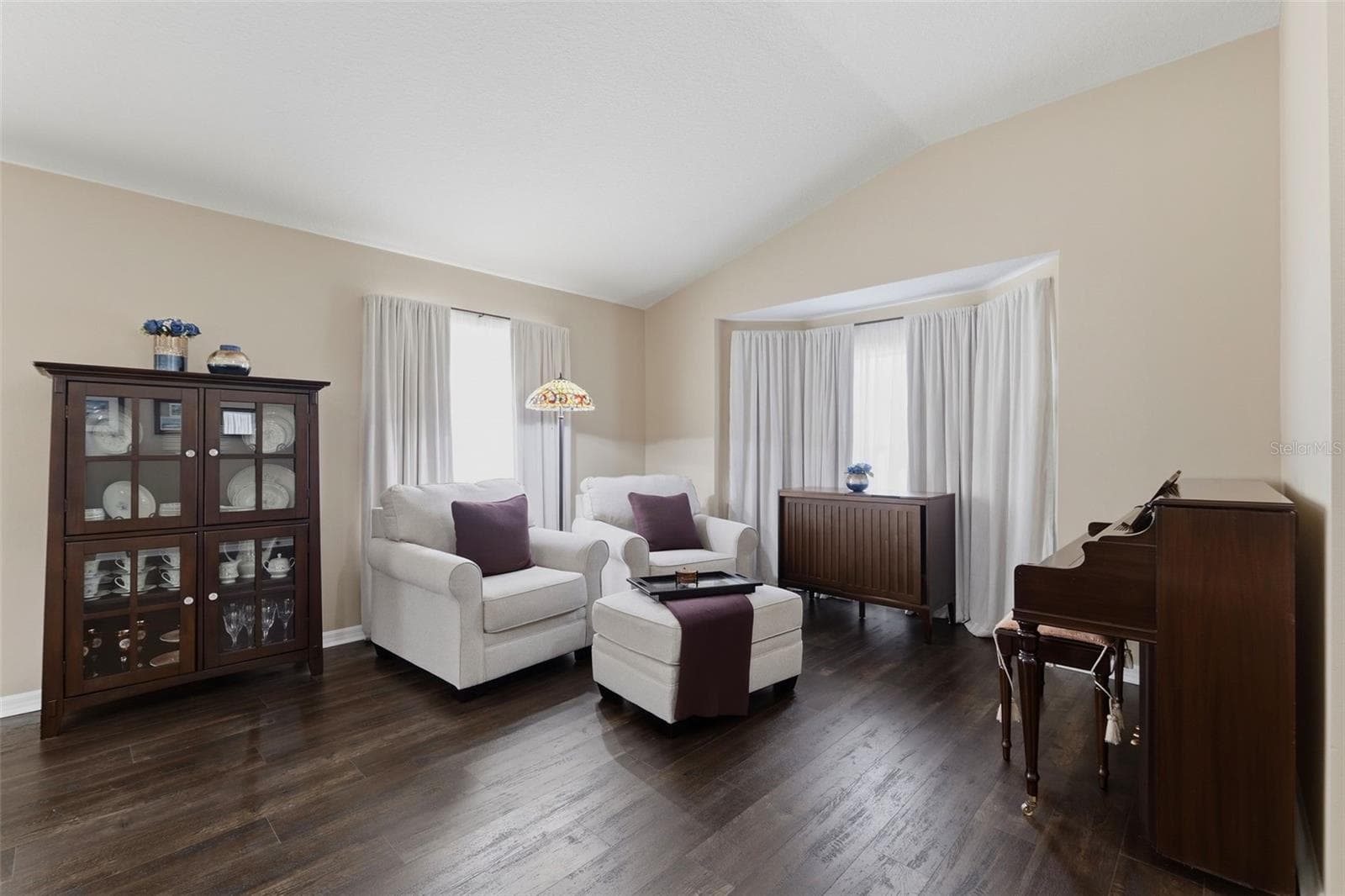 Living room - 16810 TAYLOW WAY, ODESSA