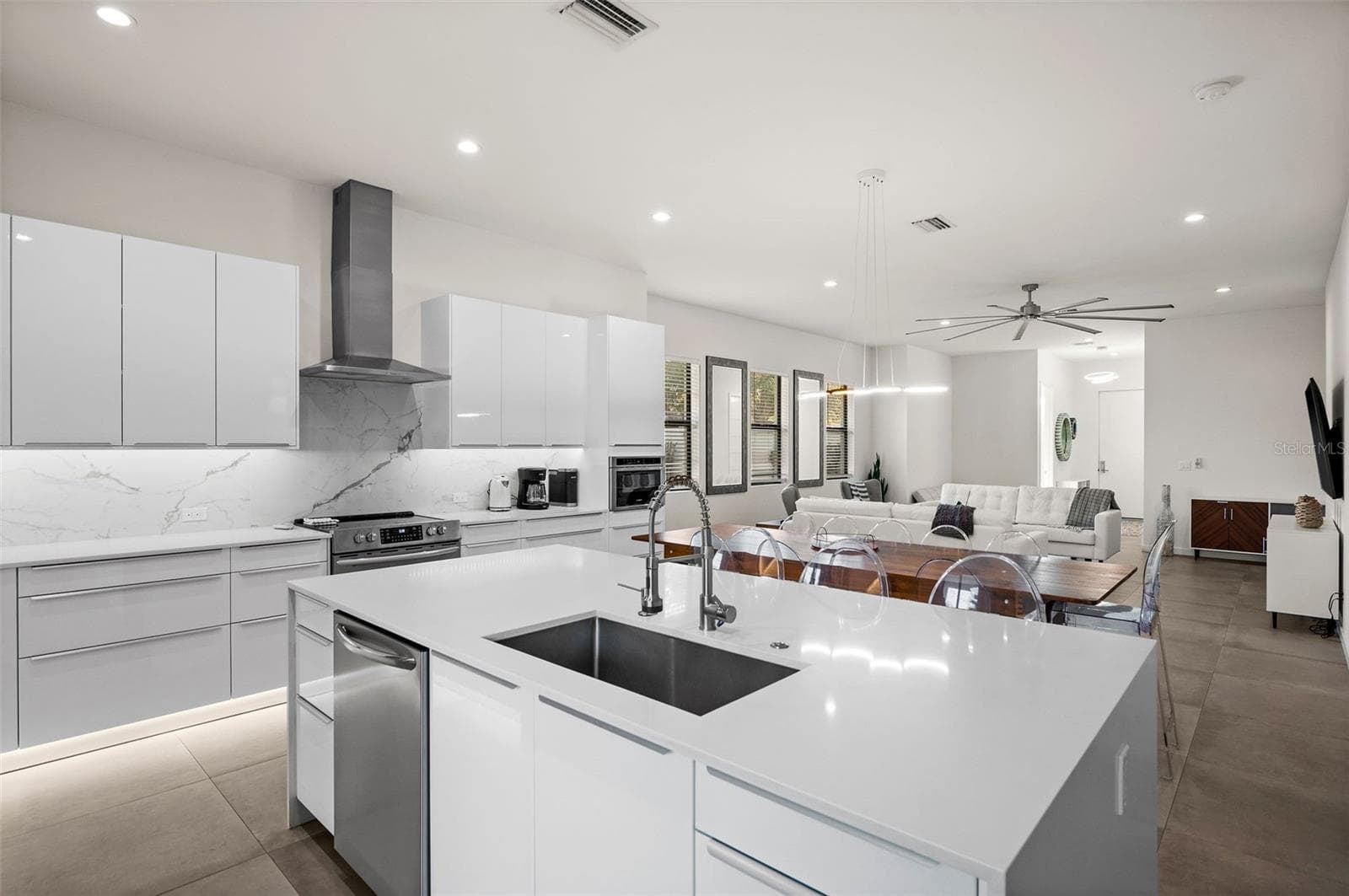 Single Family Residence at 5351 MOELLER AVE, SARASOTA, photo 11 of 25