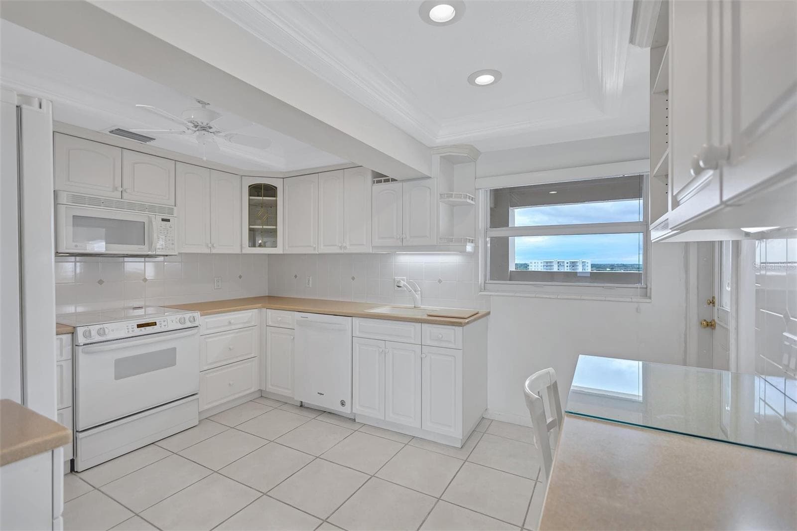 Condominium at 6140 MIDNIGHT PASS RD #904, SARASOTA, photo 34 of 85