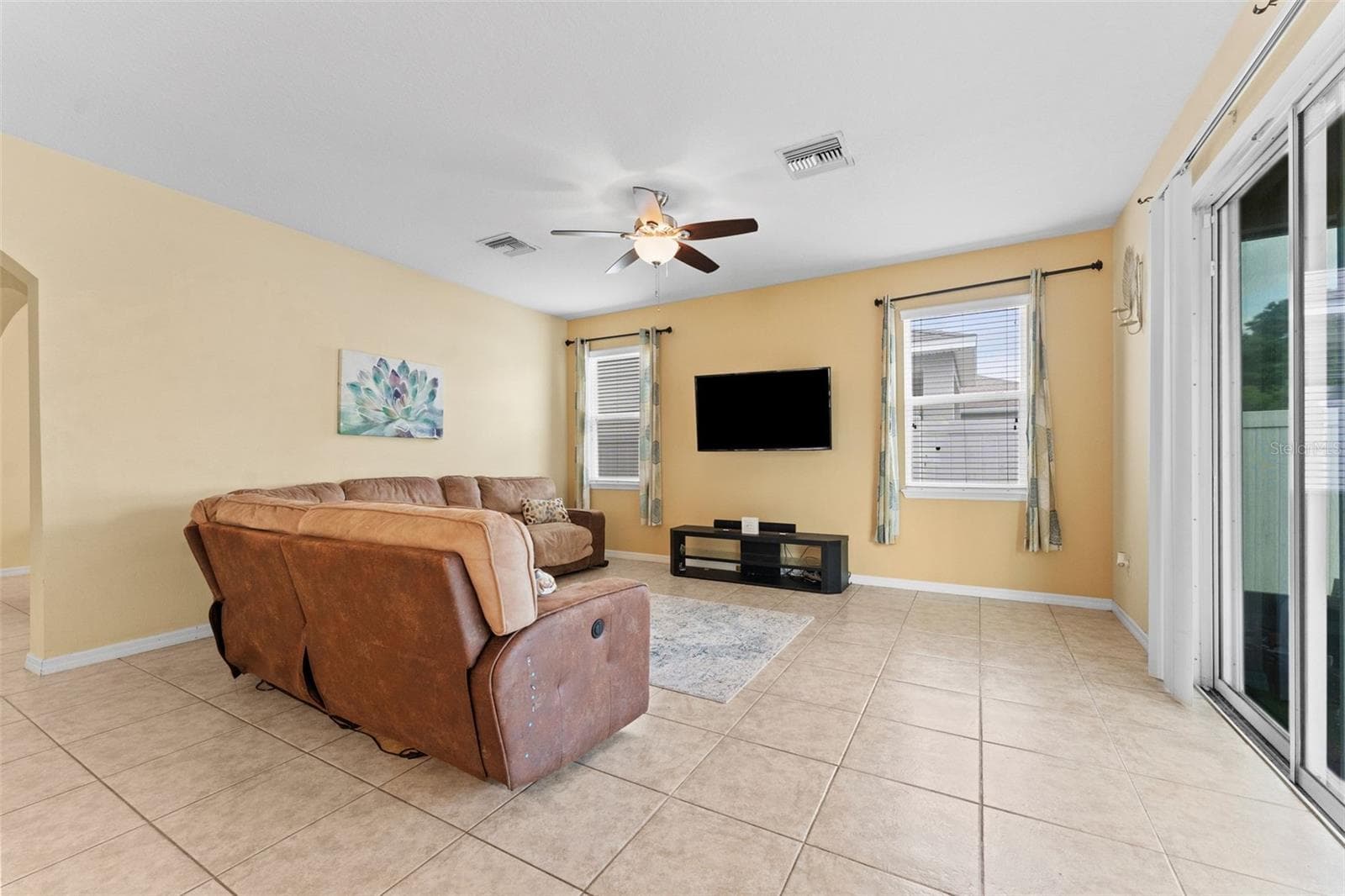 Living Room - 11620 WARREN OAKS PL, RIVERVIEW