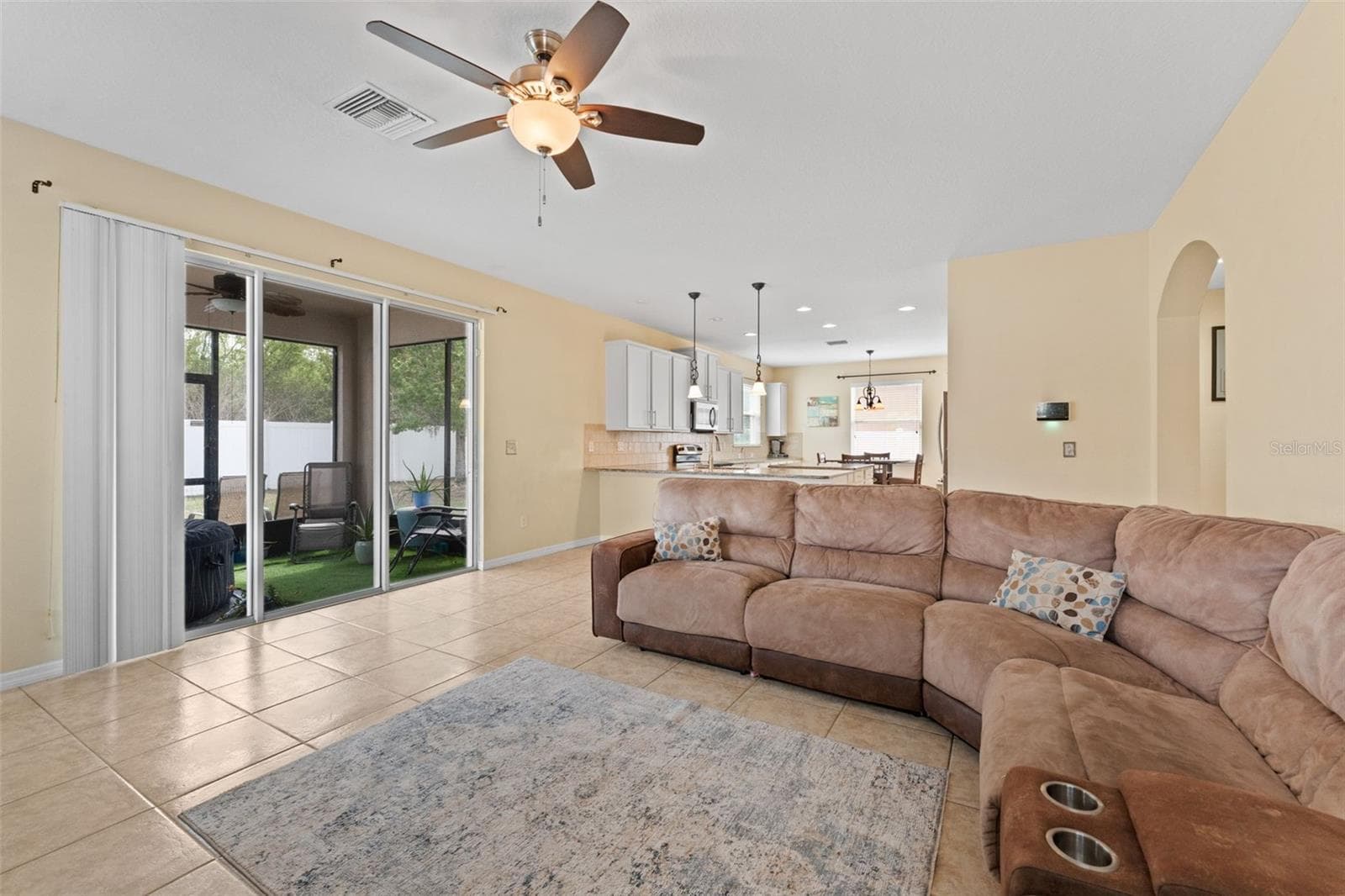 Living Room - 11620 WARREN OAKS PL, RIVERVIEW