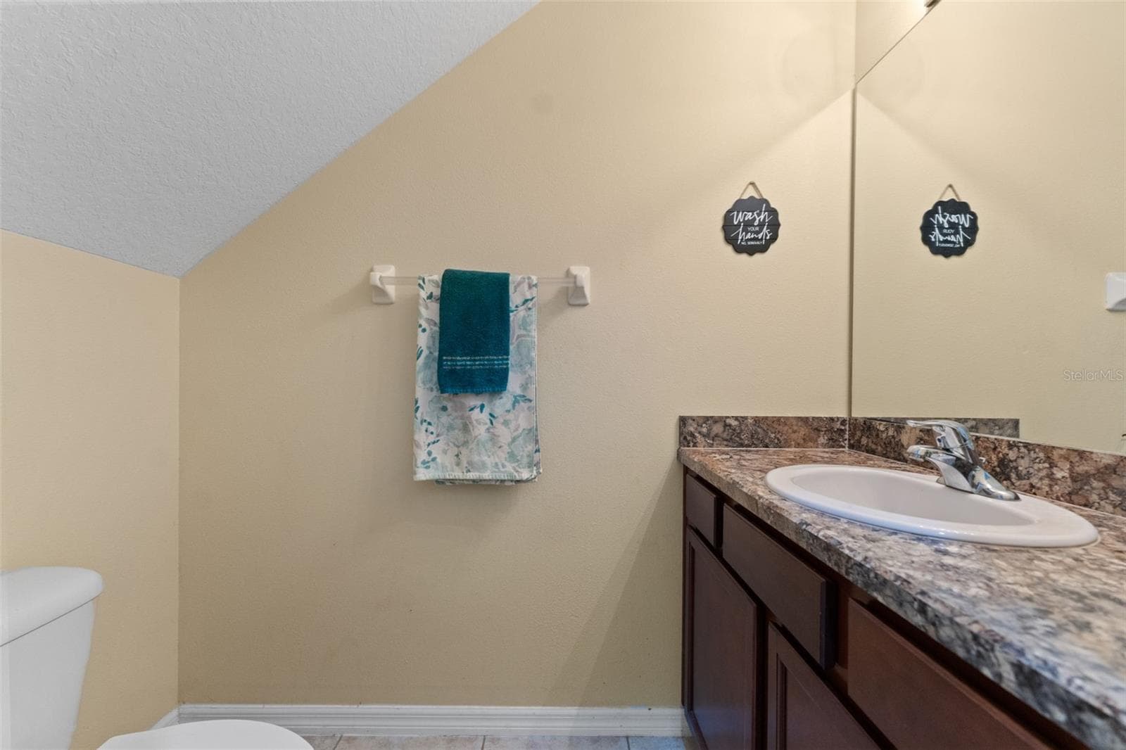 Half-Bath Downstairs - 11620 WARREN OAKS PL, RIVERVIEW