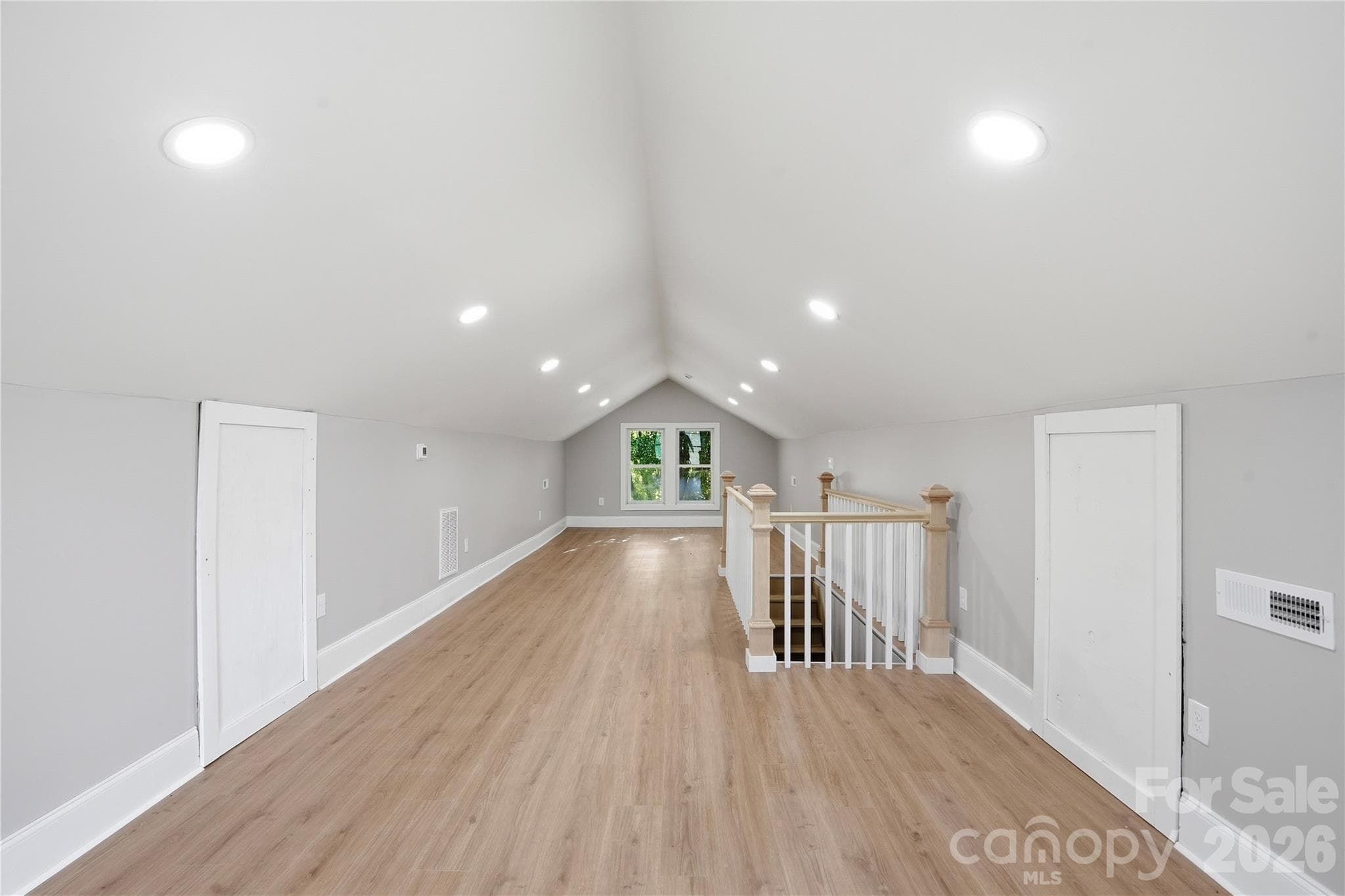 Single Family Residence at Newton, photo 5 of 24