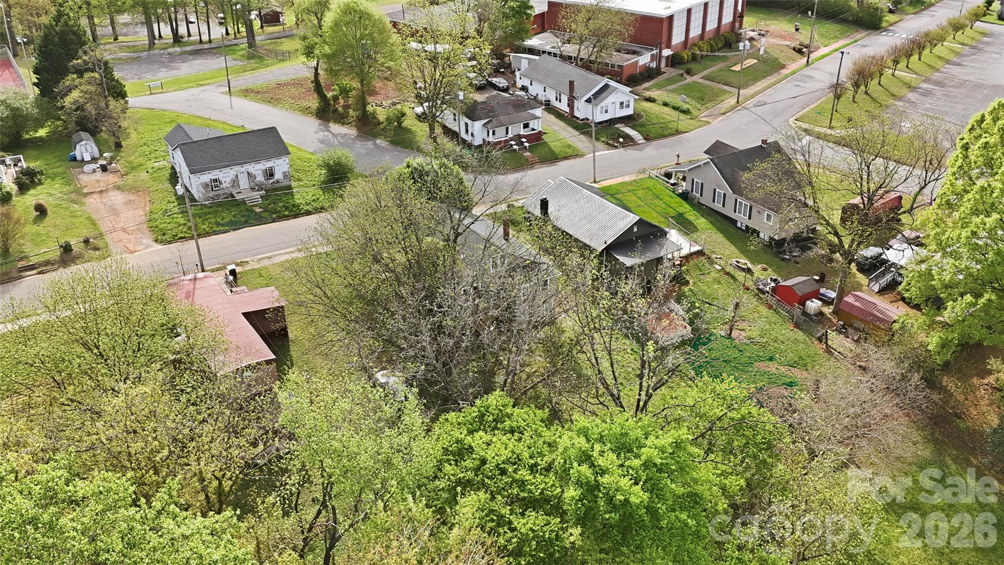 Single Family Residence at 234 S Ervin Avenue, Newton, photo 23 of 24
