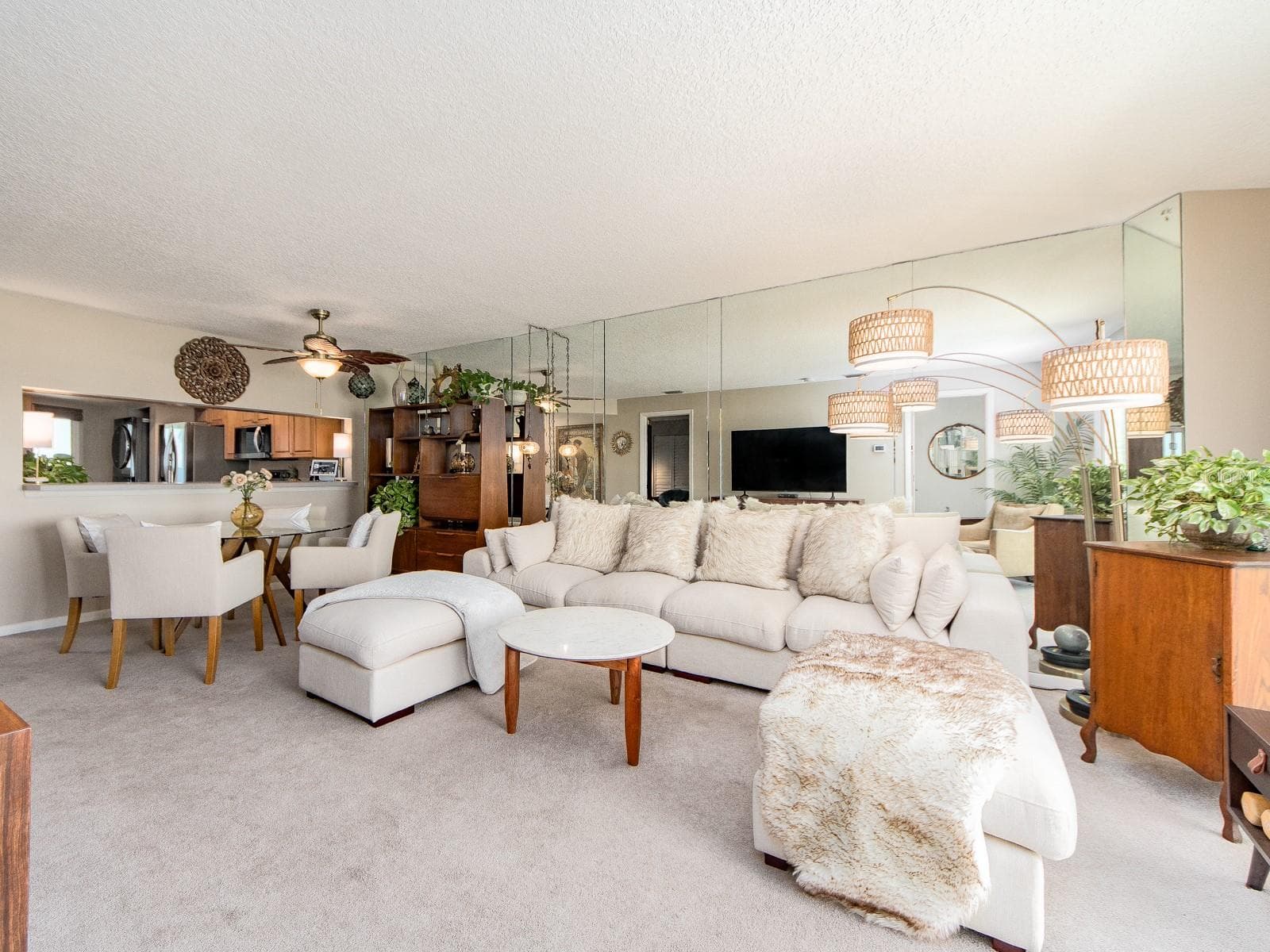 Space for Entertaining Sunset Parties - 610 ISLAND WAY #407, CLEARWATER BEACH
