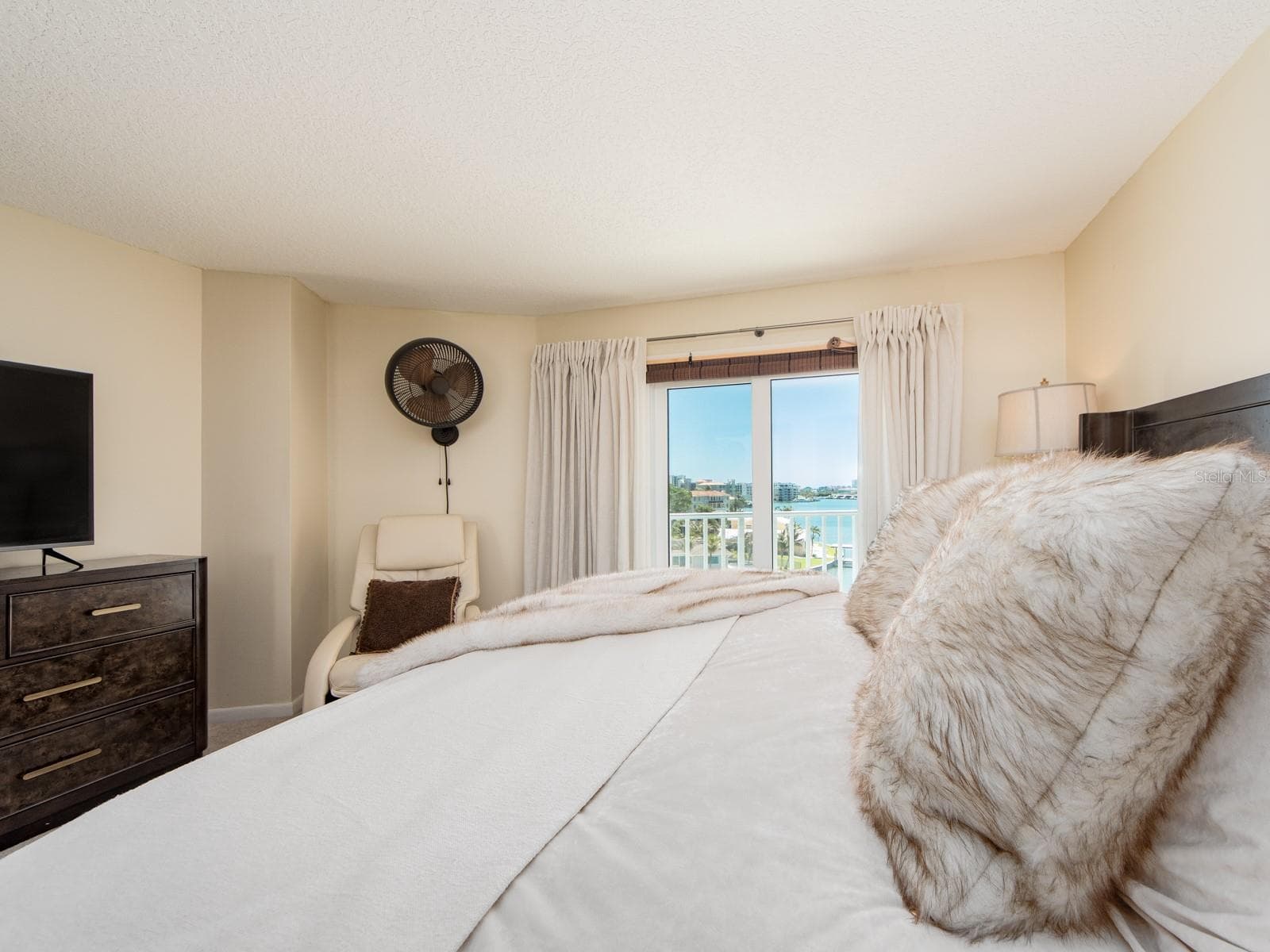 Primary Bedroom - 610 ISLAND WAY #407, CLEARWATER BEACH