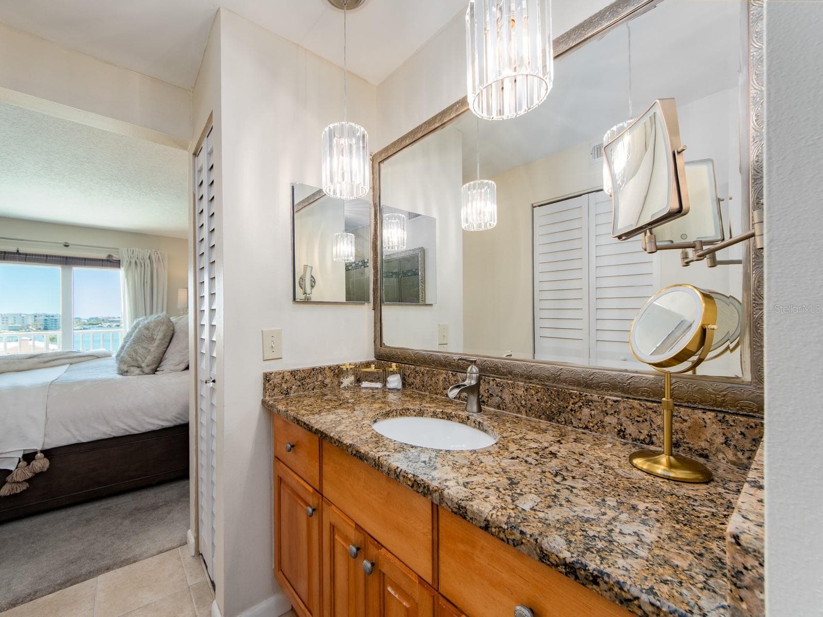 En-Suite Vanity w/tons of Storage - 610 ISLAND WAY #407, CLEARWATER BEACH