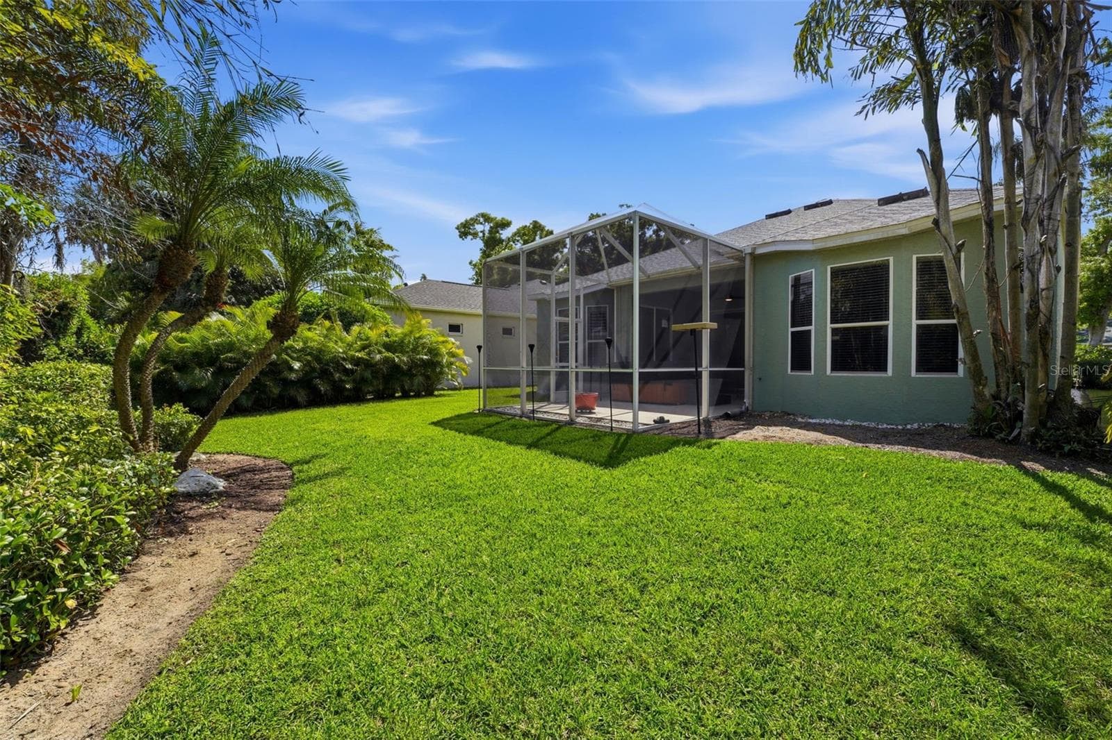Single Family Residence at 132 TALL TREES CT, SARASOTA, photo 33 of 36
