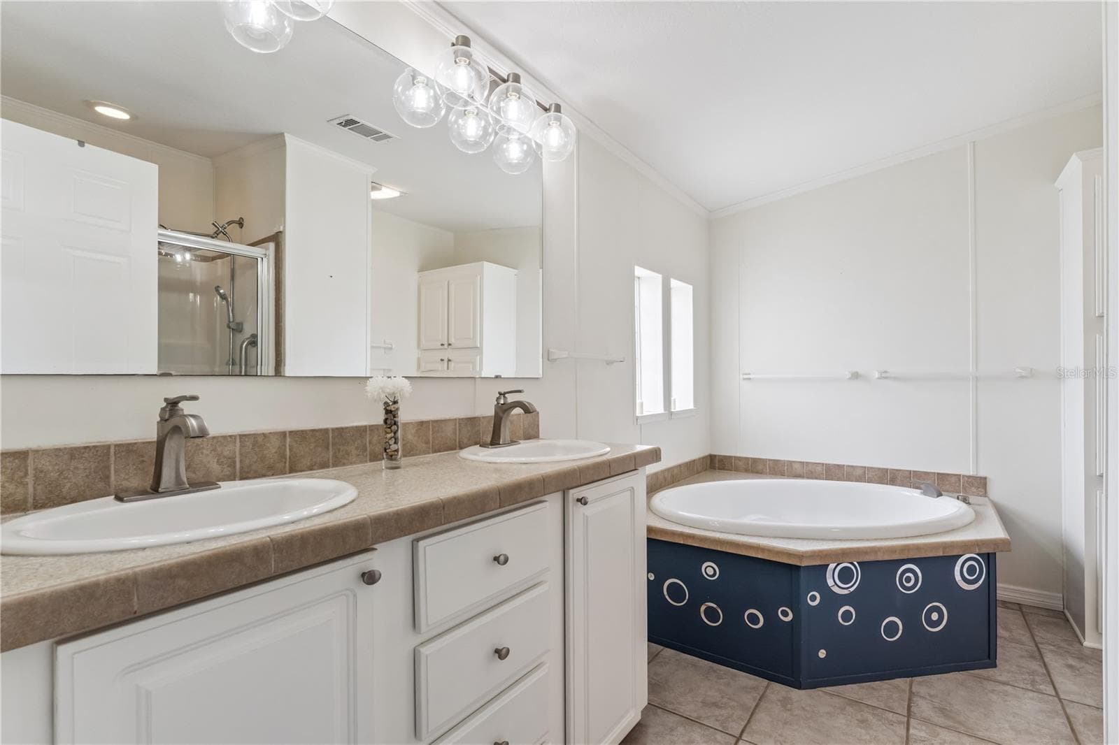 Manufactured Home at 2463 INDEPENDENCE LN, ST CLOUD, photo 19 of 29