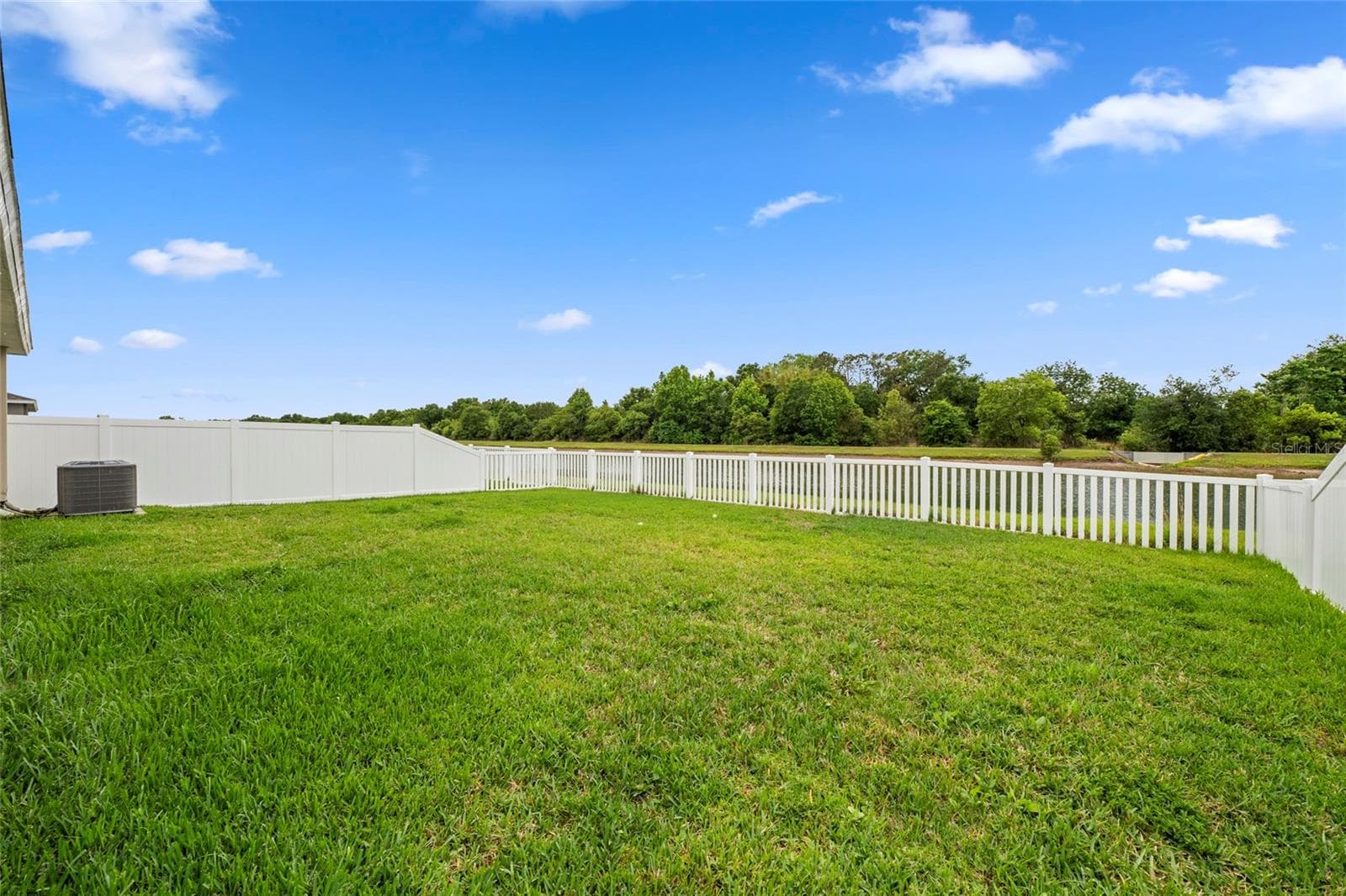 Single Family Residence at 12690 TANNENCREST DR, RIVERVIEW, photo 29 of 40