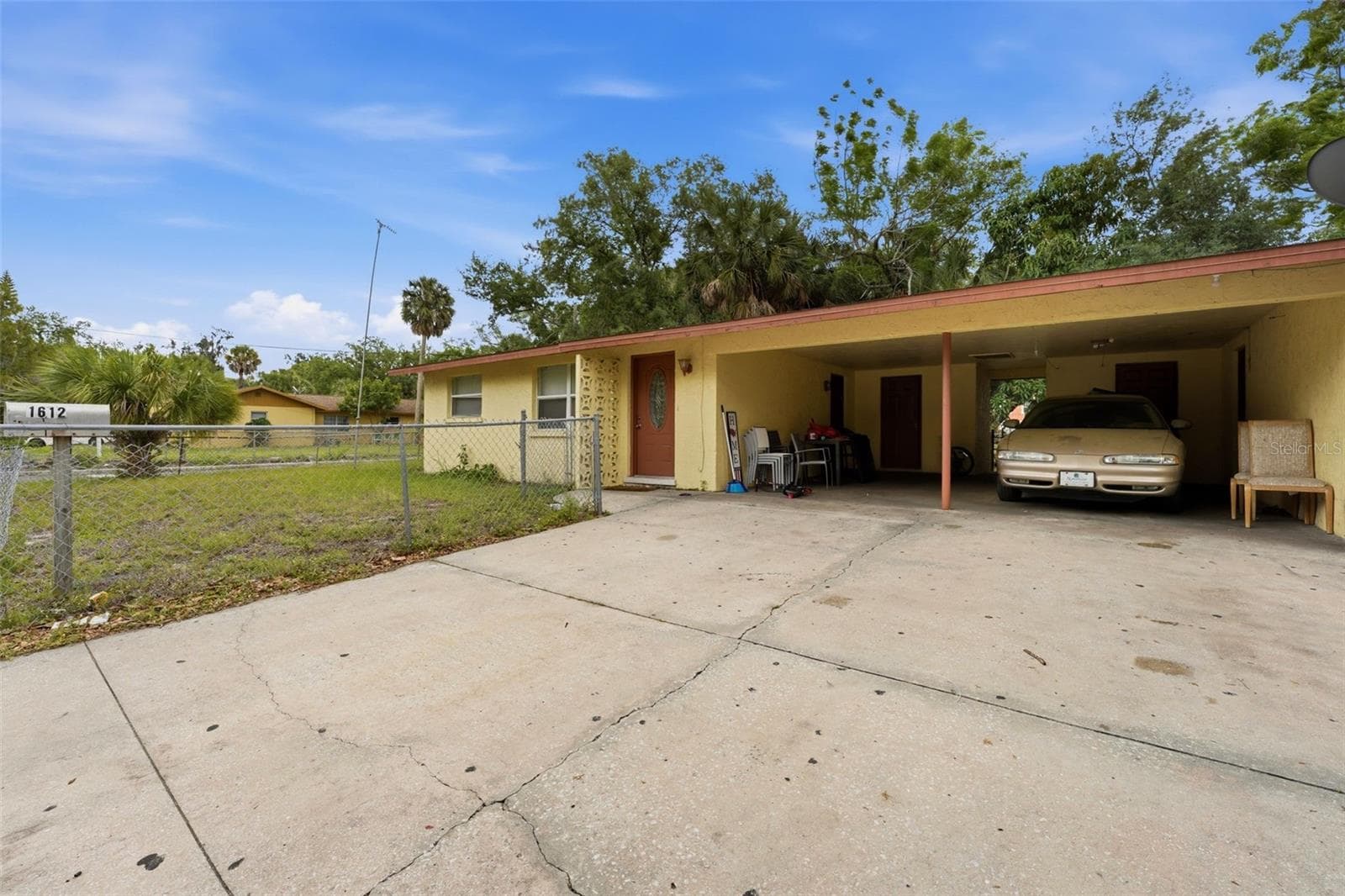 Duplex at 1610 22ND ST, SARASOTA, photo 3 of 7