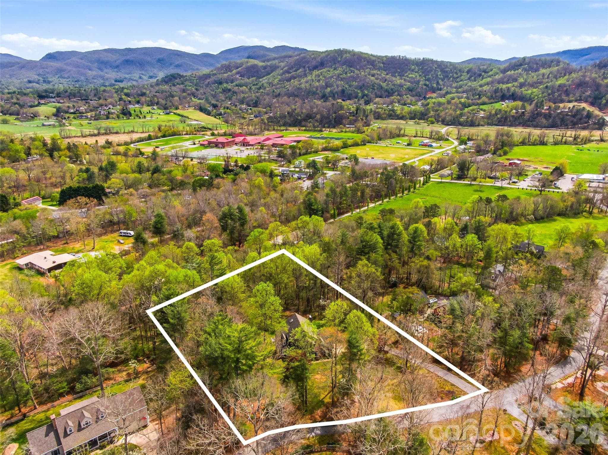 Located off Cane Creek Road. Convenient to downtown and South Asheville. - Fletcher
