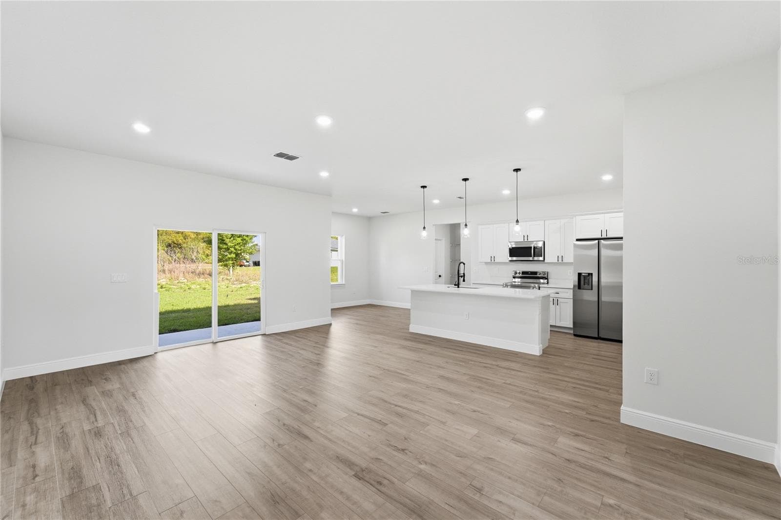 Single Family Residence at 15811 SW 59TH AVENUE RD, OCALA, photo 3 of 41