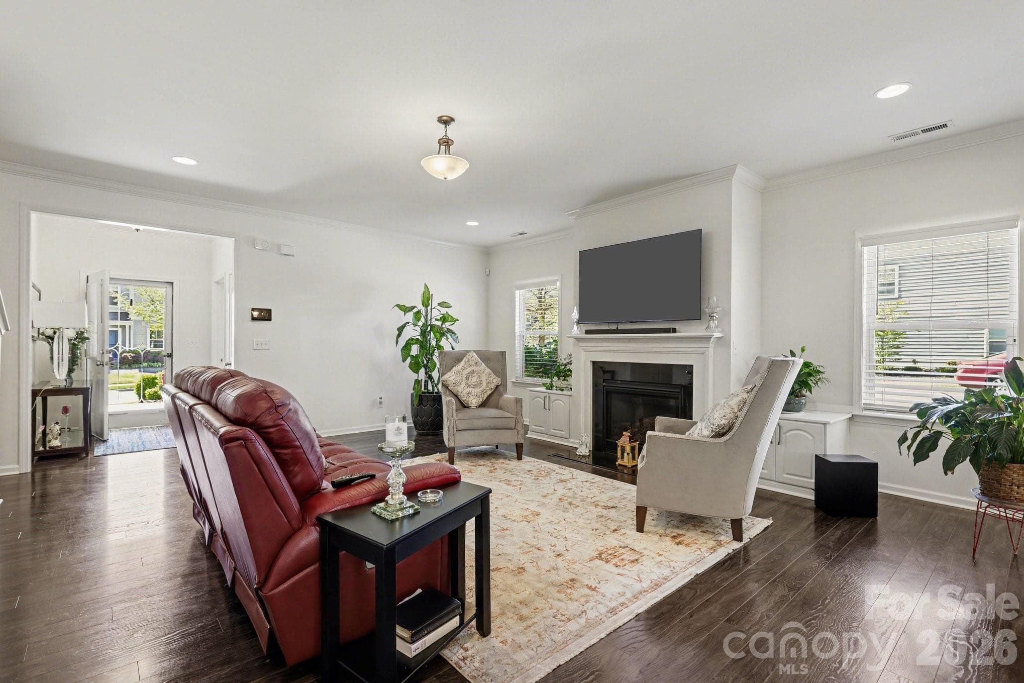 Single Family Residence at 2715 Watergarden Street, York, photo 4 of 27